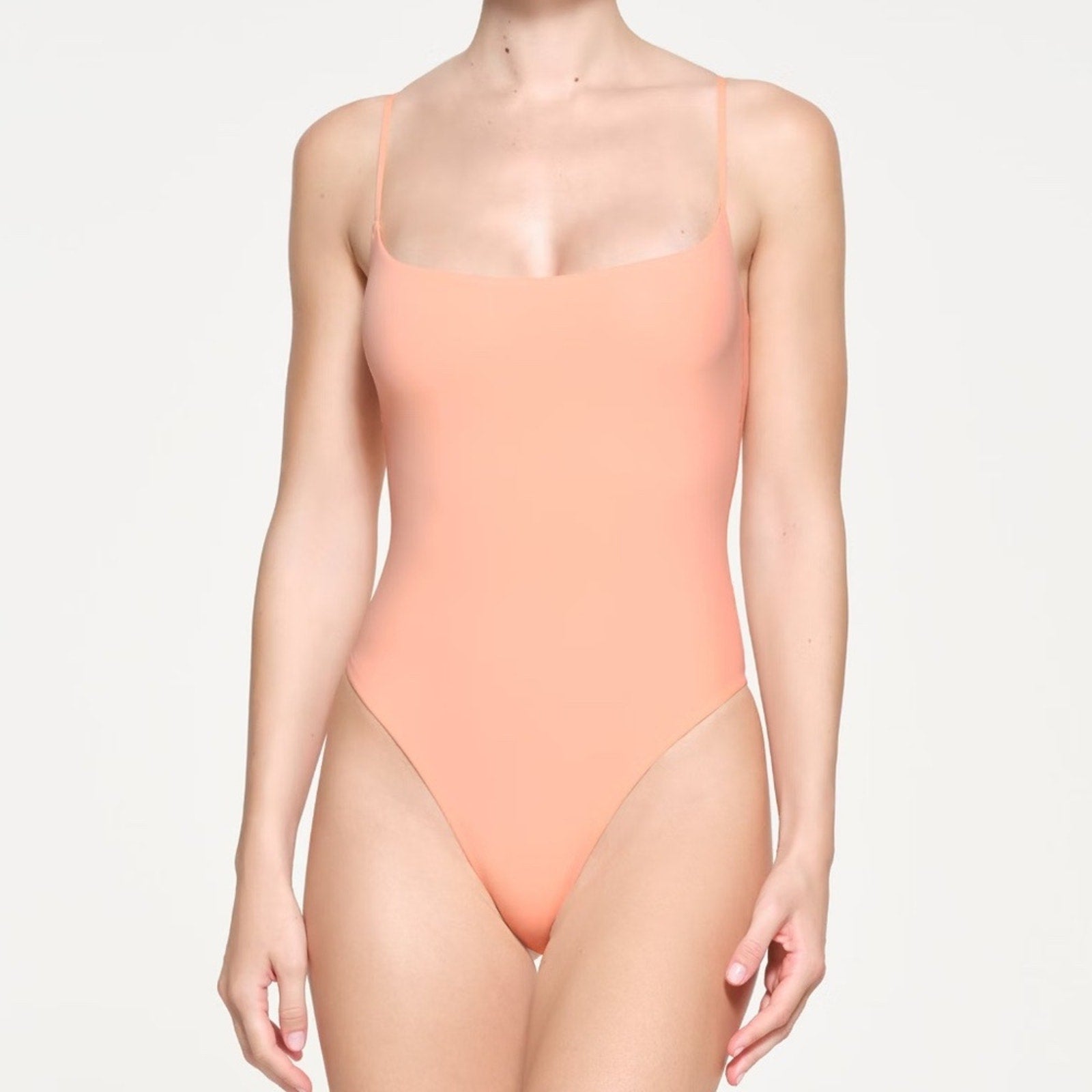 NWT SKIMS FITS EVERYBODY CAMI BODYSUIT | FADED NECTAR - size large