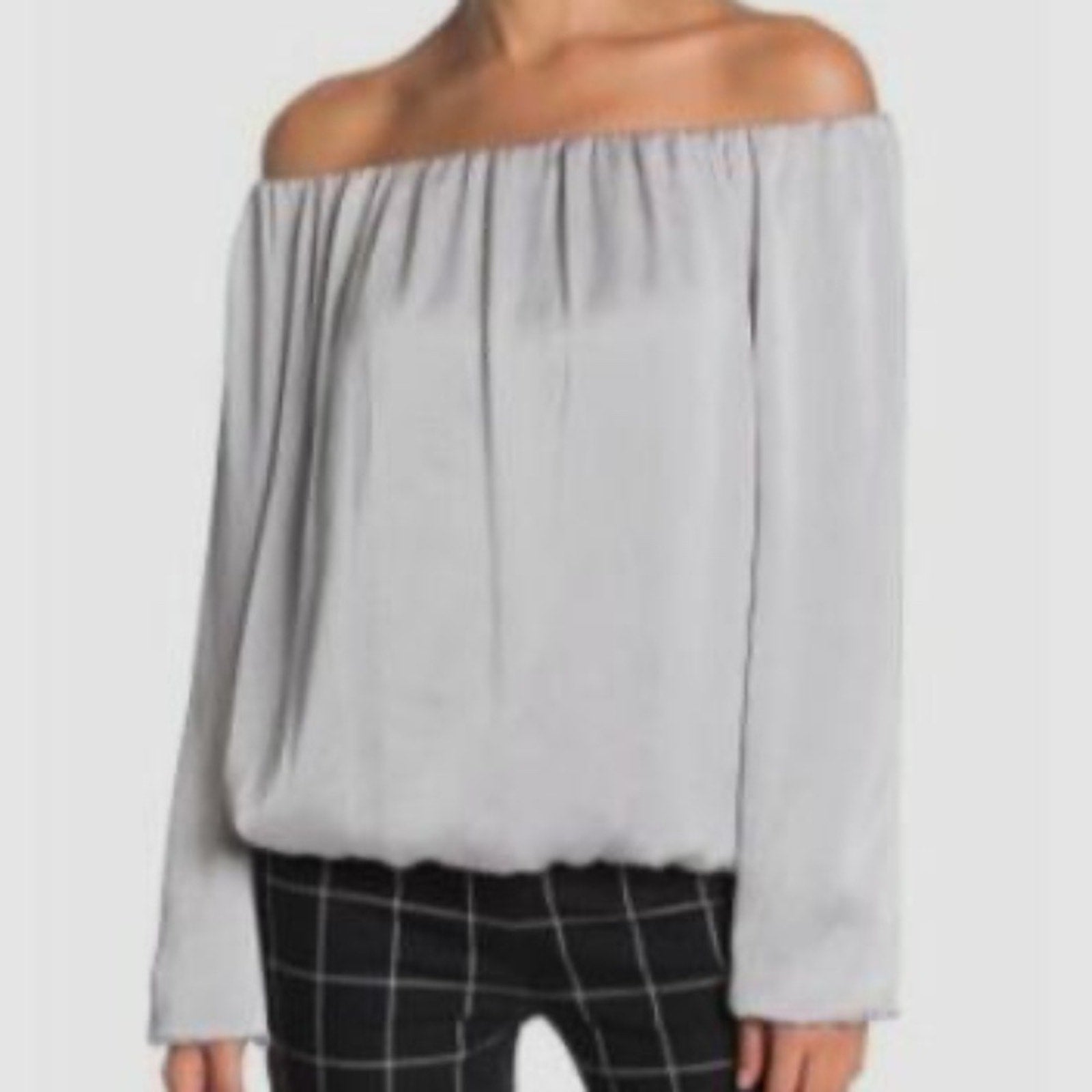 Bailey 44 Womens Gray Satin Off the Shoulder Long Sleeve Blouse - size small