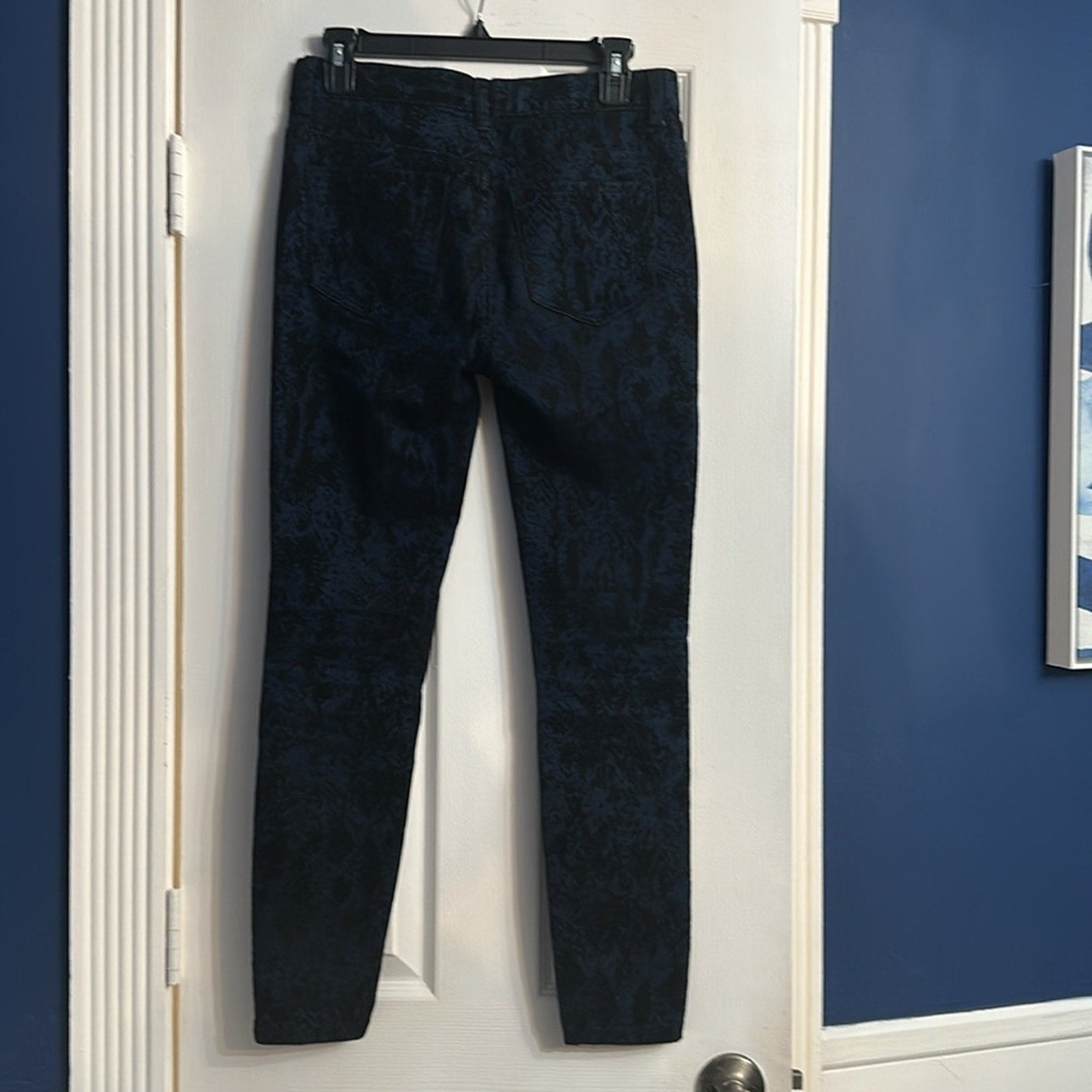 Free People Blue Brocade Velvet Flocked Skinny Pants - size 26