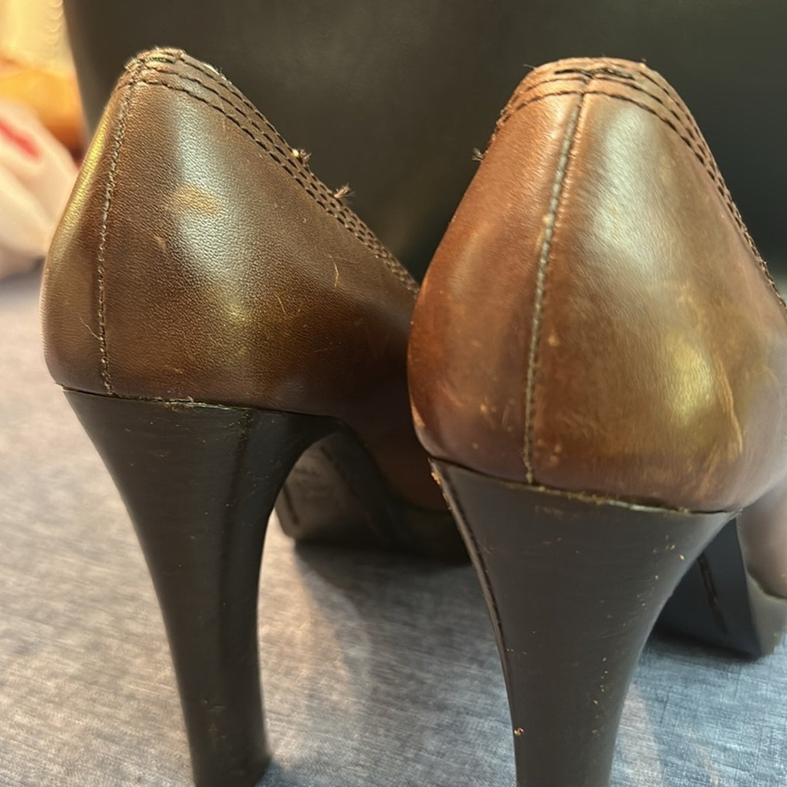 Micheal Micheal Kors Chocolate Leather Peep Toe Heels