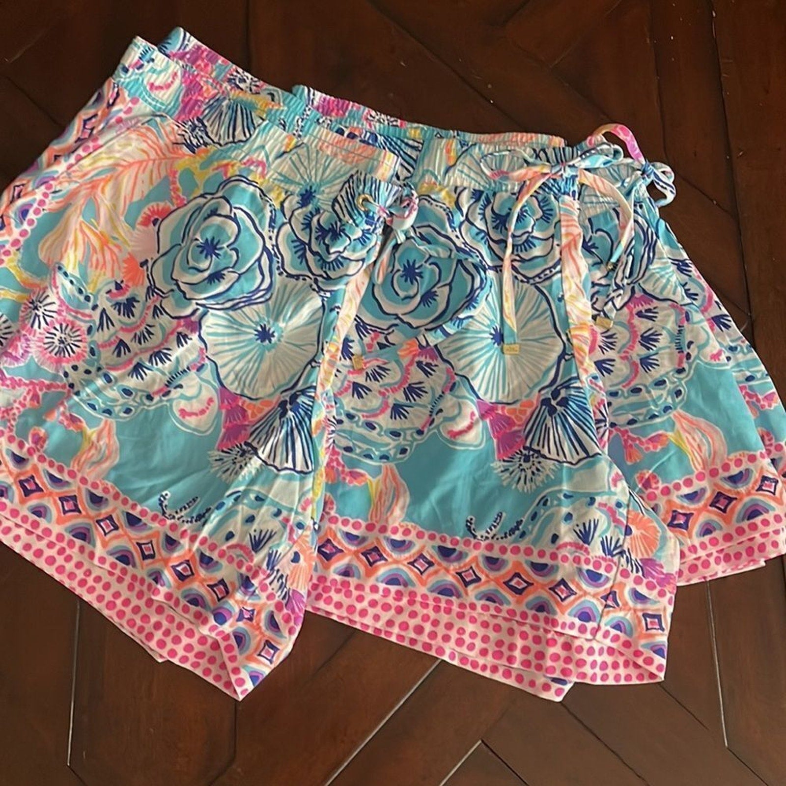 NEW Lilly Pulitzer 5” Katia Once Upon a Tide Shorts
