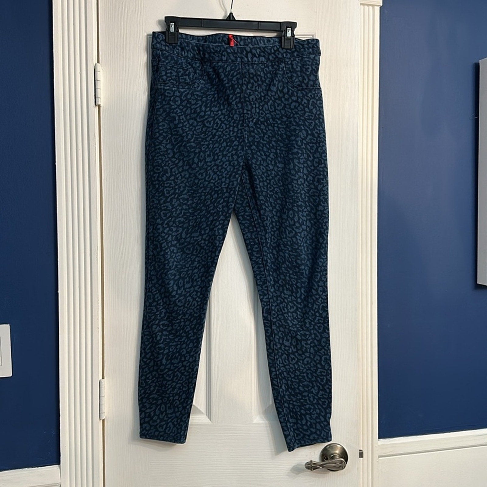 Spanx blue Leopard Print Jean-ish Ankle Leggings High Rise Shaping - size large