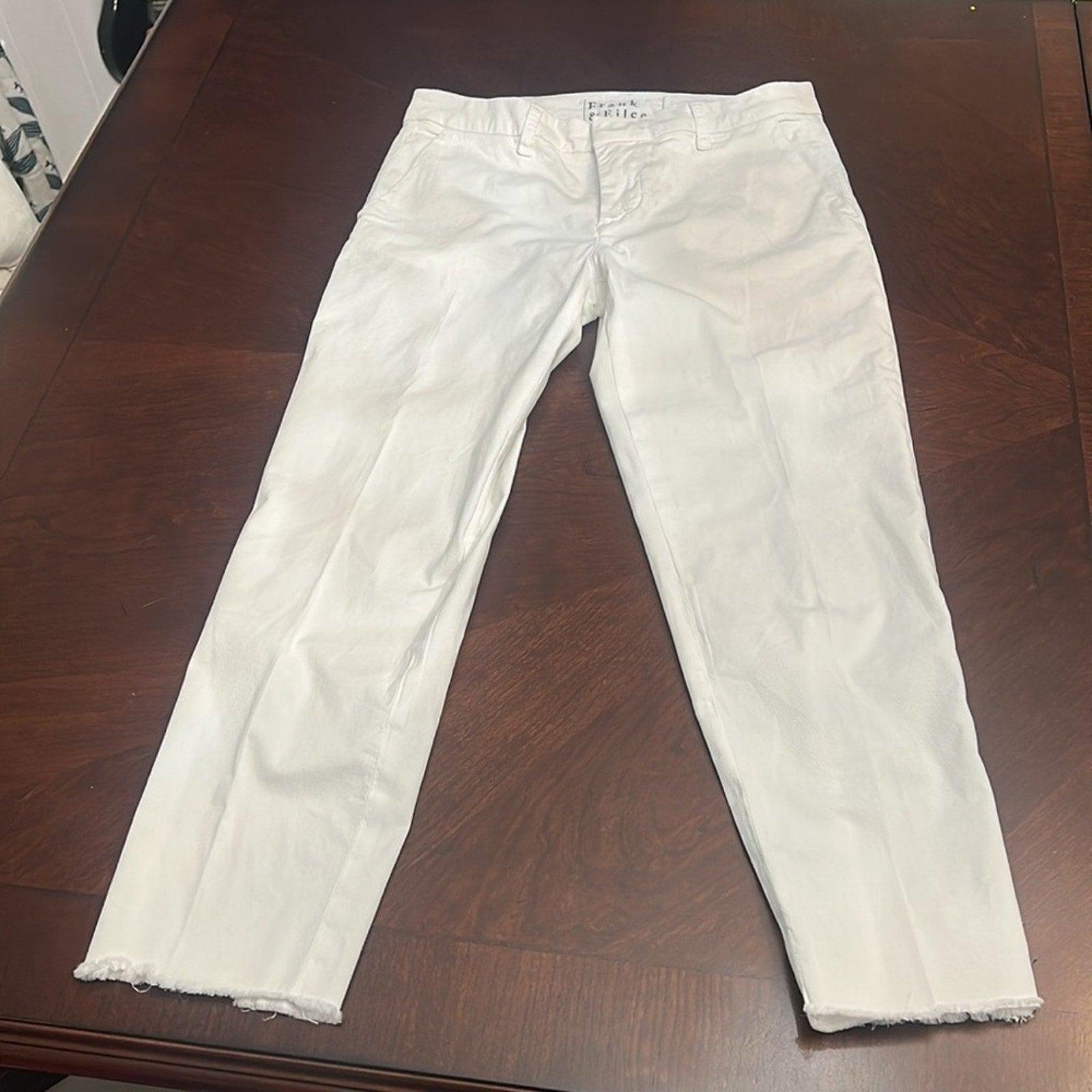 Frank & Eileen - Wicklow The Italian Chino in White - size 4