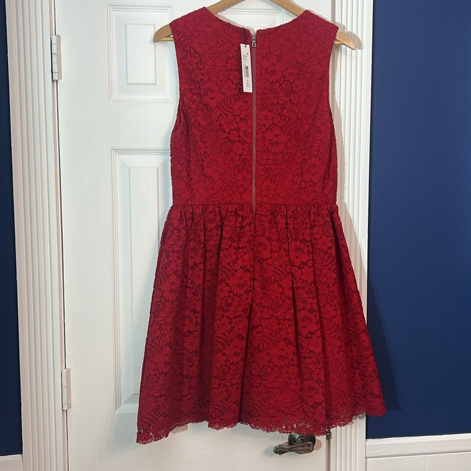 NWT Alice and Olivia Kappa Lace Party Dress - size 10