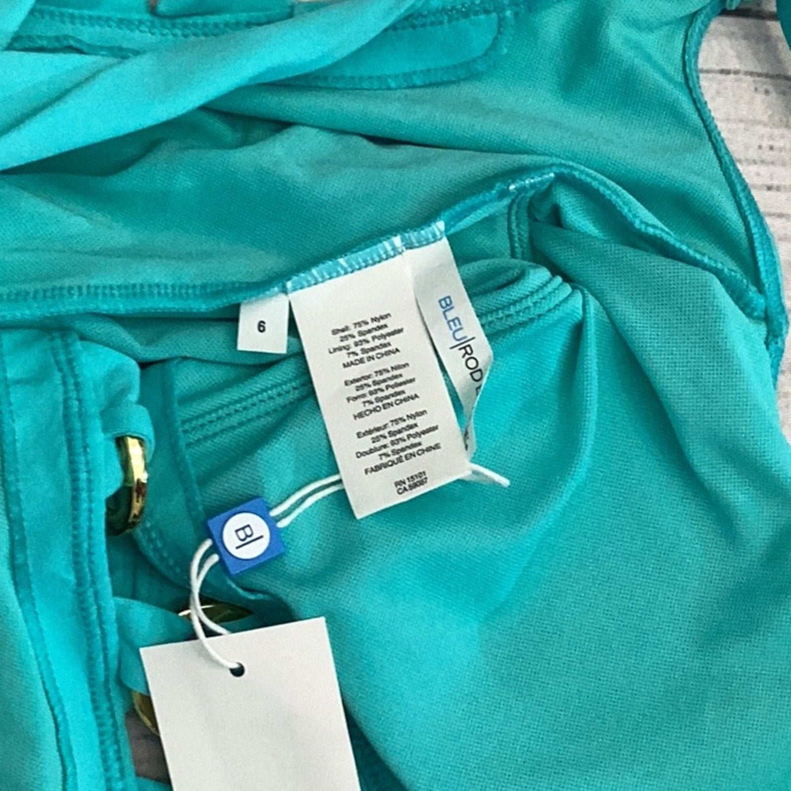 NWT Bleu Rod Beattie Ring Me Up Plunge Over-The-Shoulder One-Piece Belize - 6