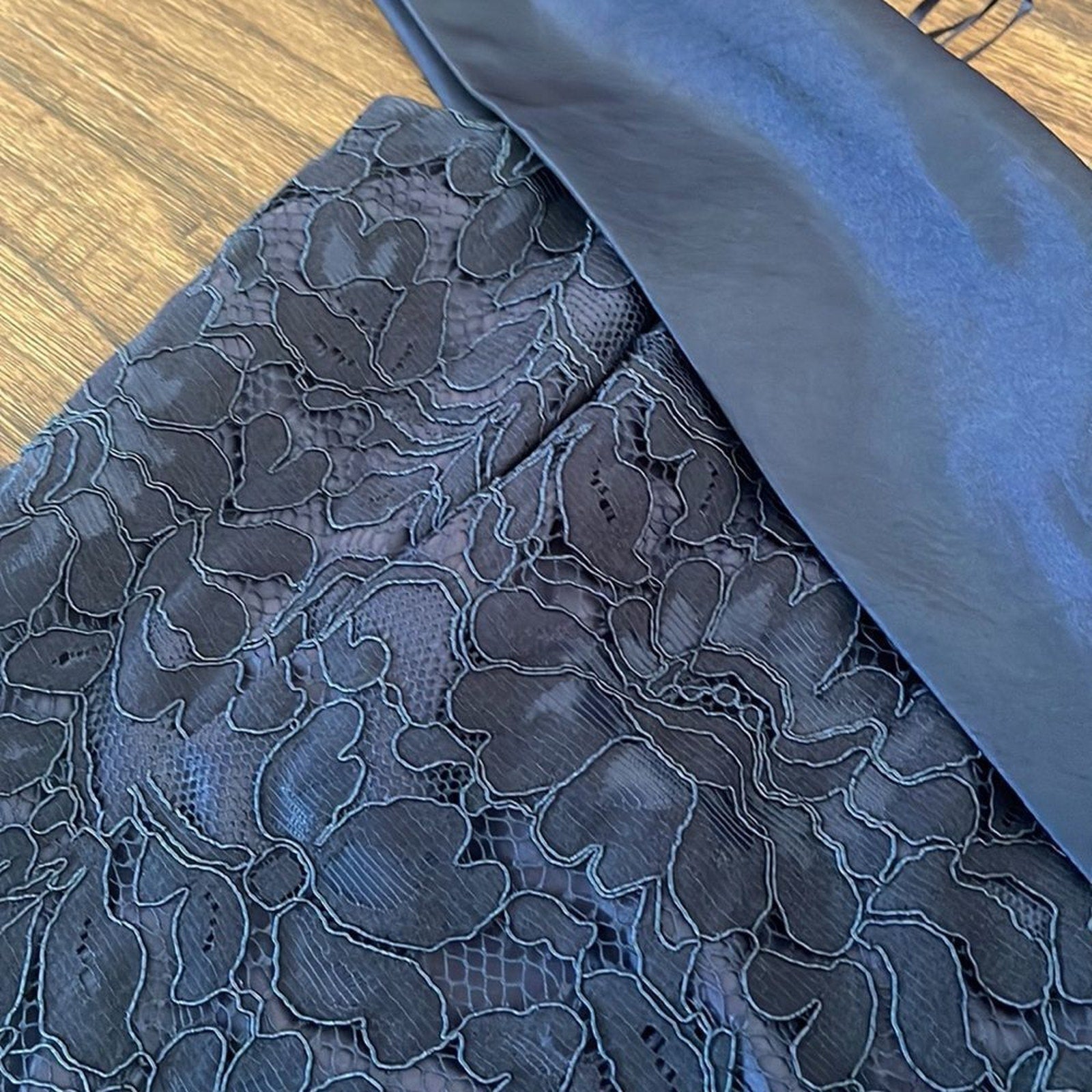 NWOT ELIZA J One Shoulder Satin Band Lace Overlay Mermaid Gown - size 14