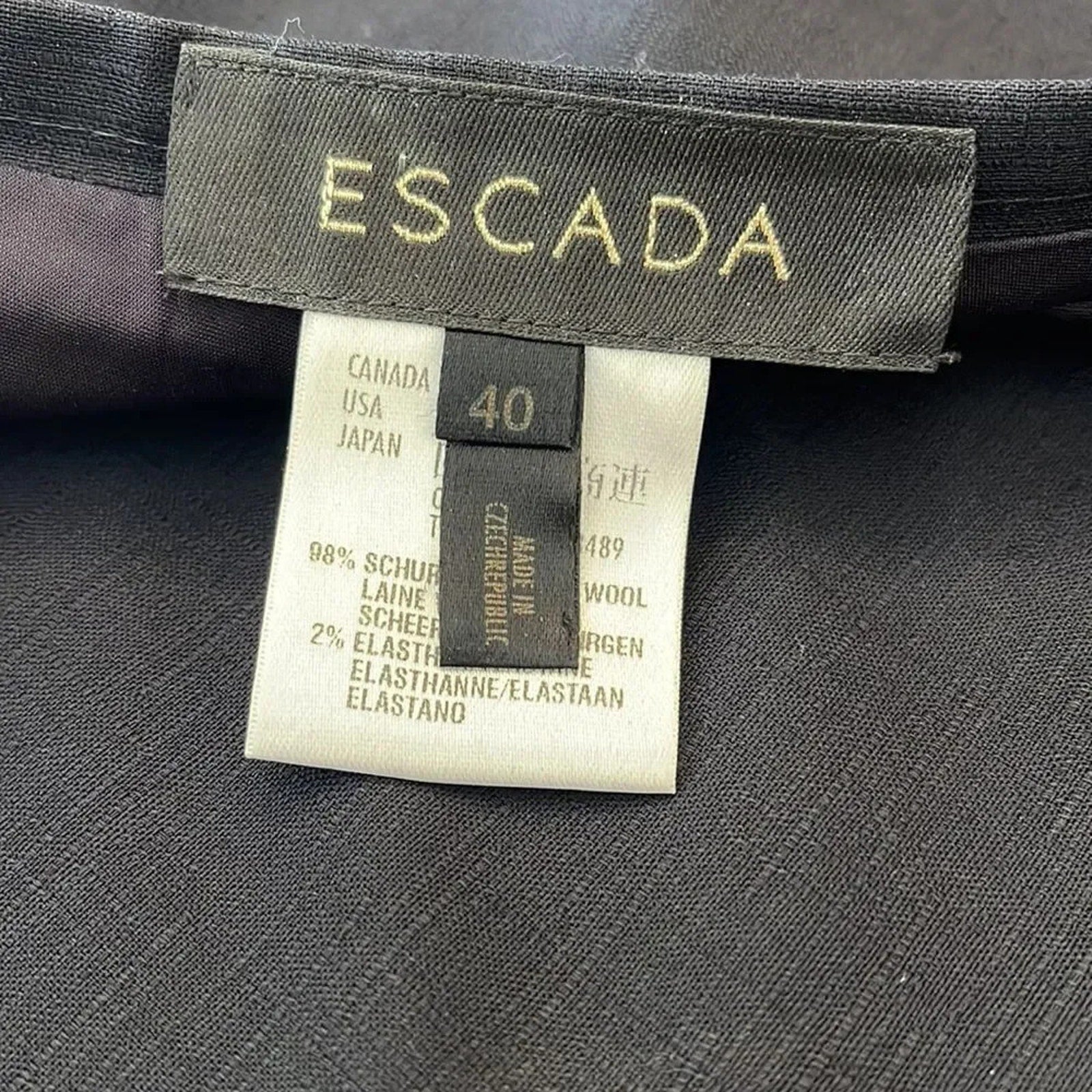 EUC Escada wool Black skirt - size 40