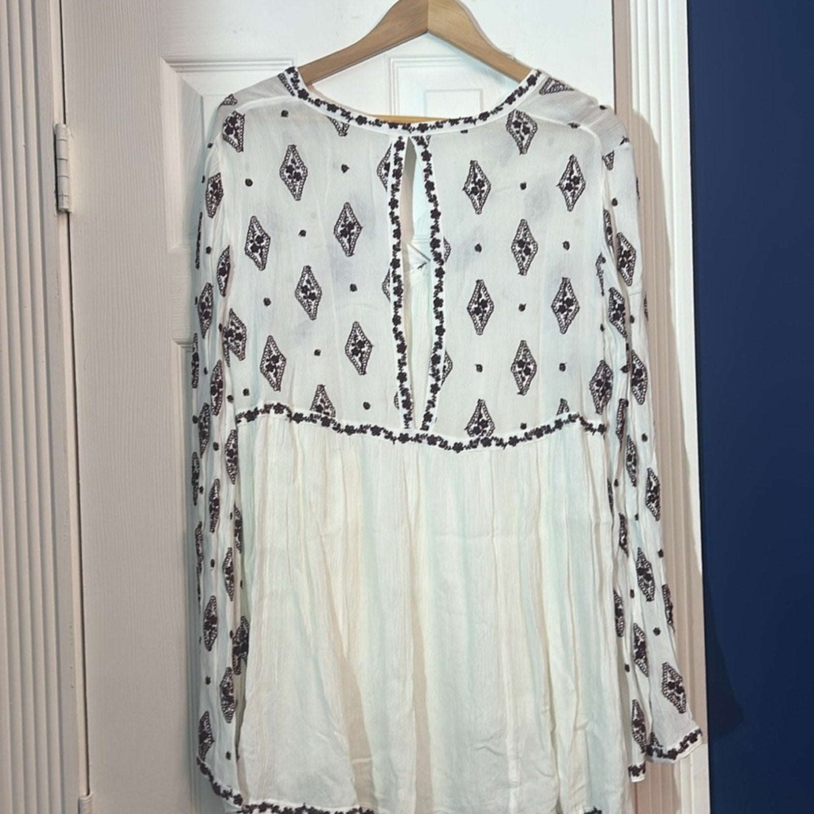 Free People embroidered mini dress/tunic - size M