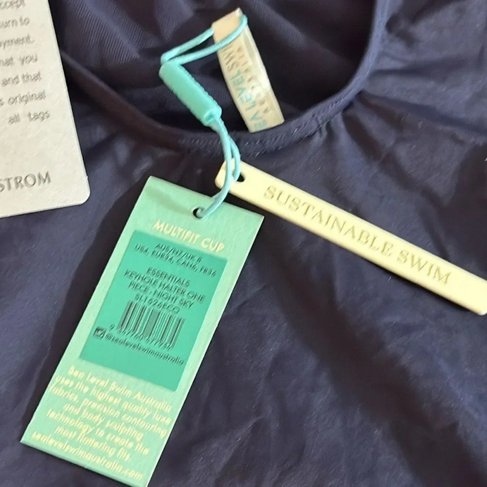NWT Sea Level Swim Eco Essentials Keyhole Halter One Piece NAVY- size 4