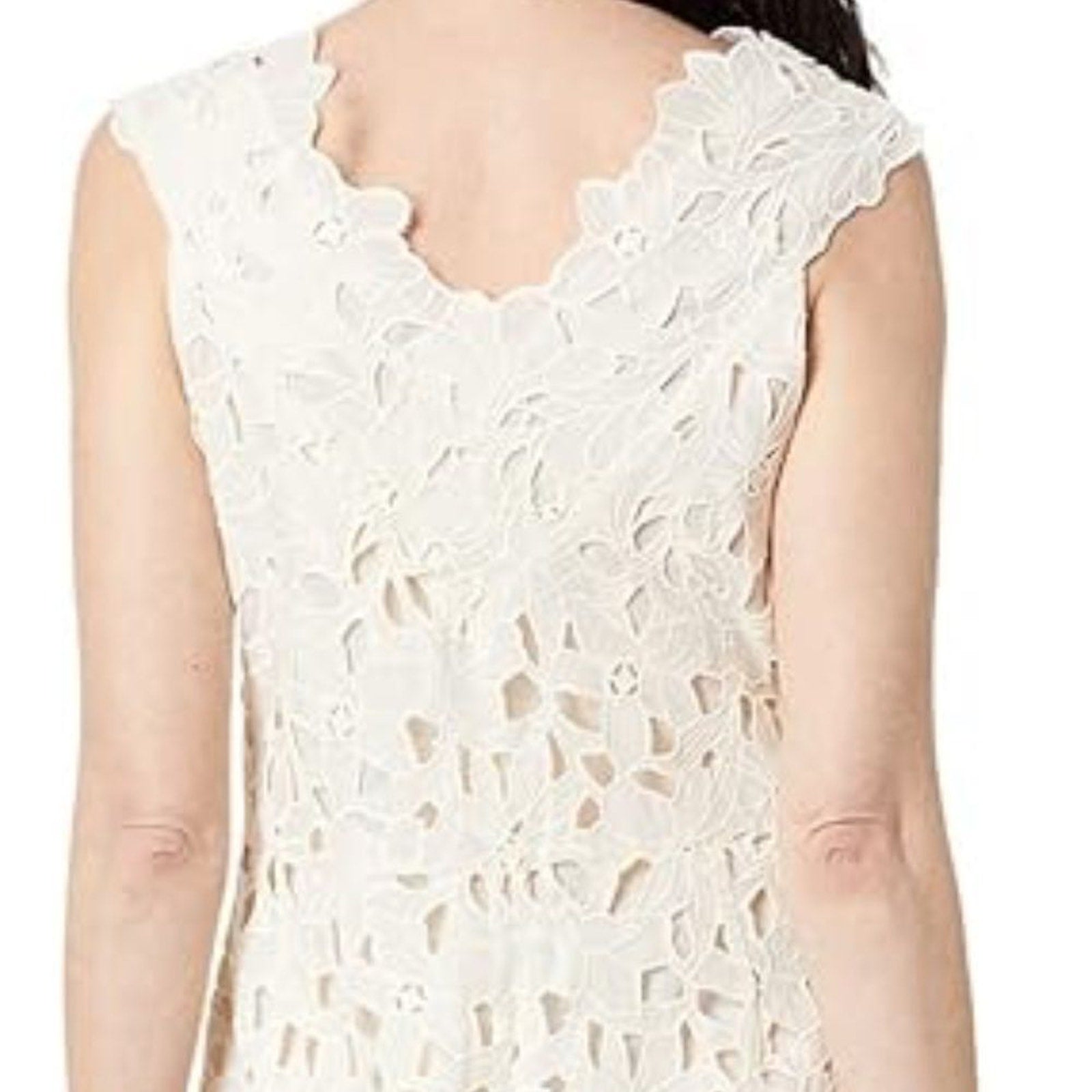 NEW Vince Nouveau Lace V-Neck Dress - size 2