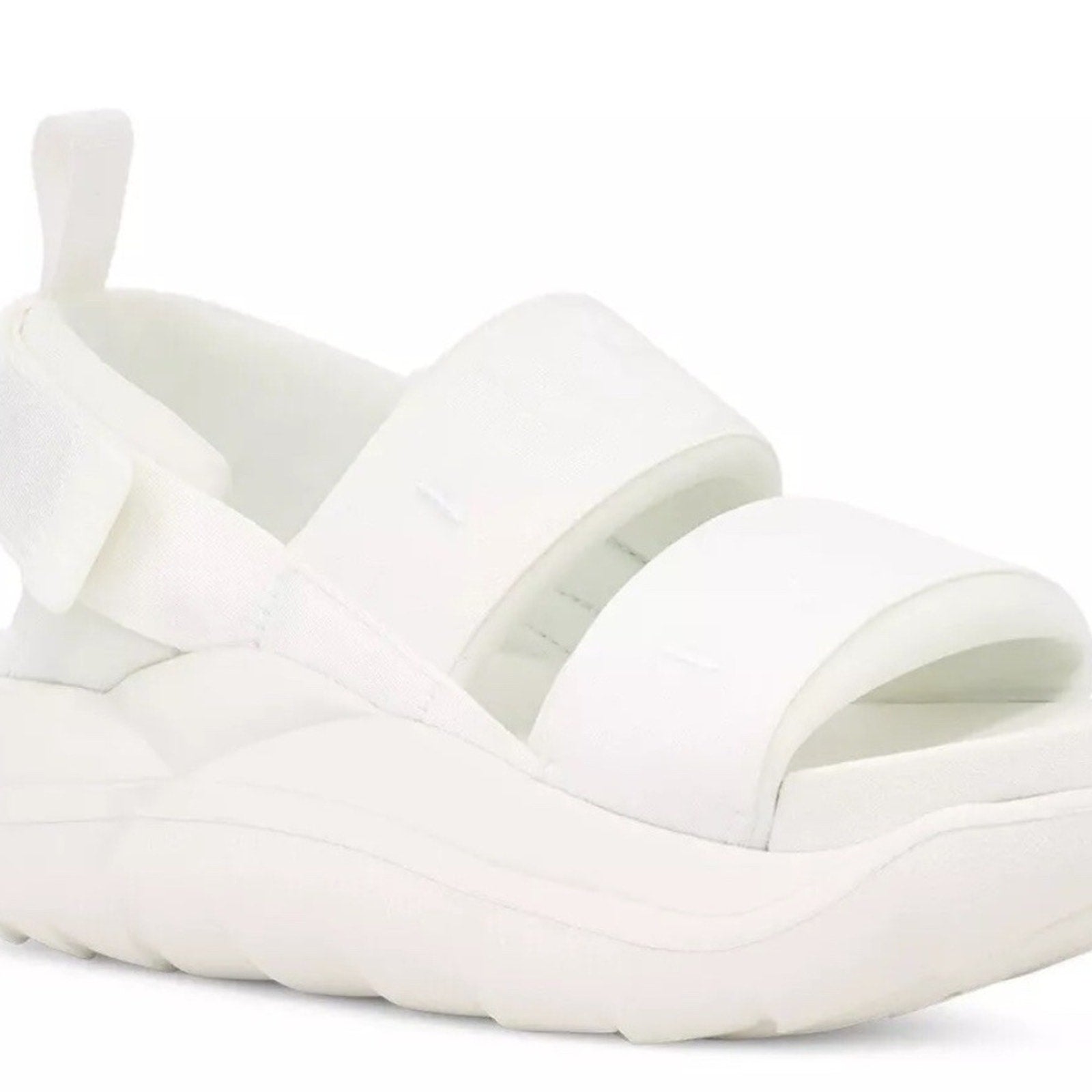 NEW UGG Cloud Sport Sandals Bright White Women’s US Size 8.5