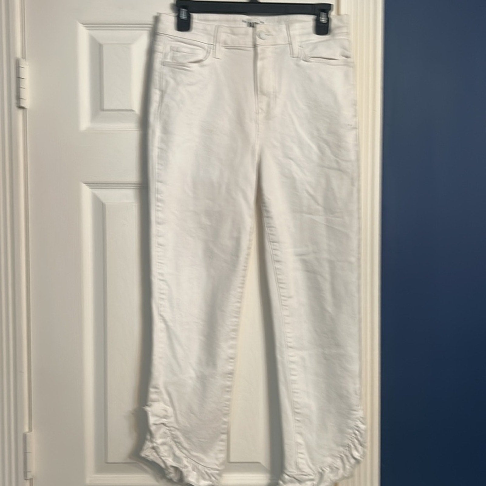 PAIGE Hoxton Straight Ruffle-Detail Ankle Jeans - size 29