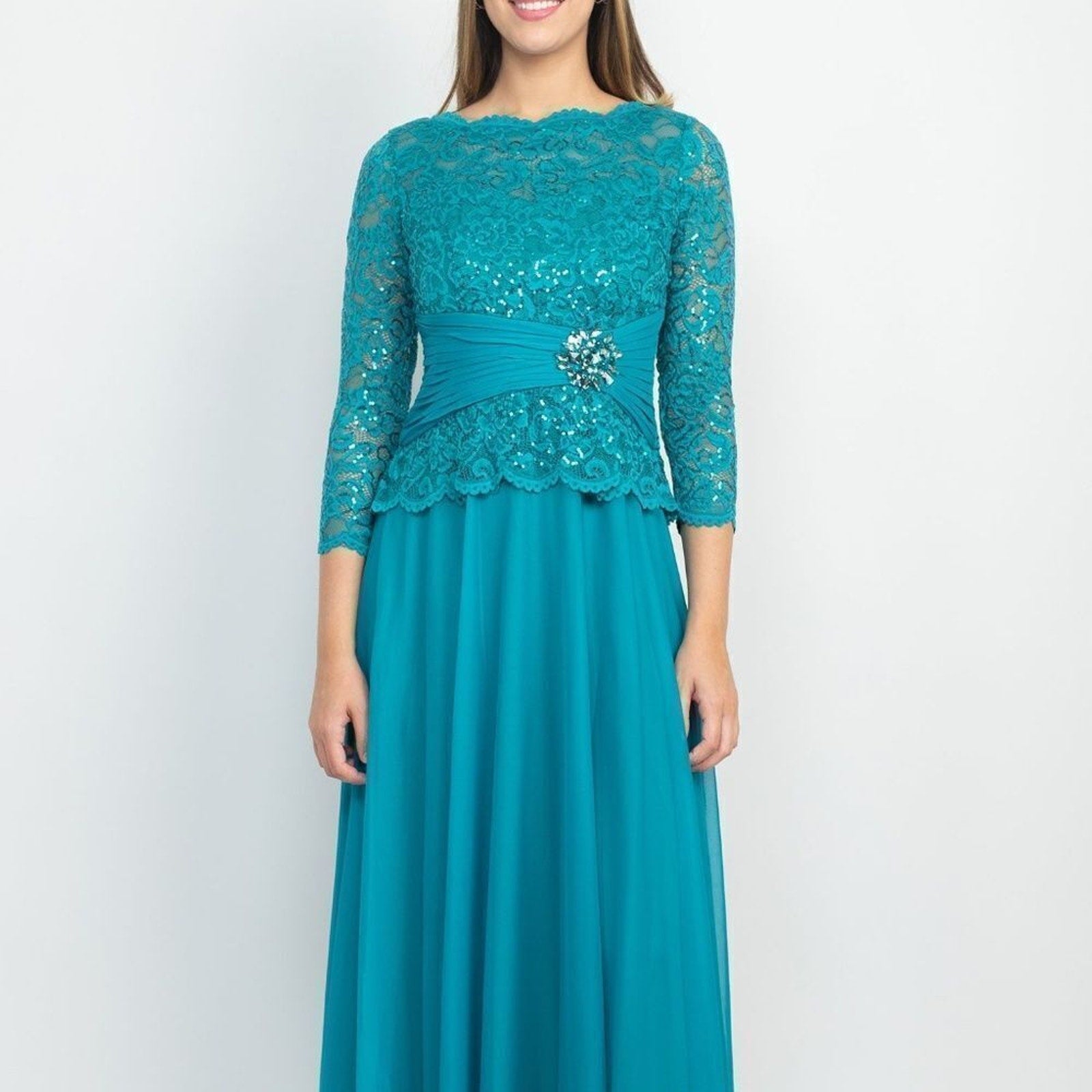 NEW Marina Scalloped Neck 3-4 Sleeve Sequin Lace Bodice Pleated Broach - size 22