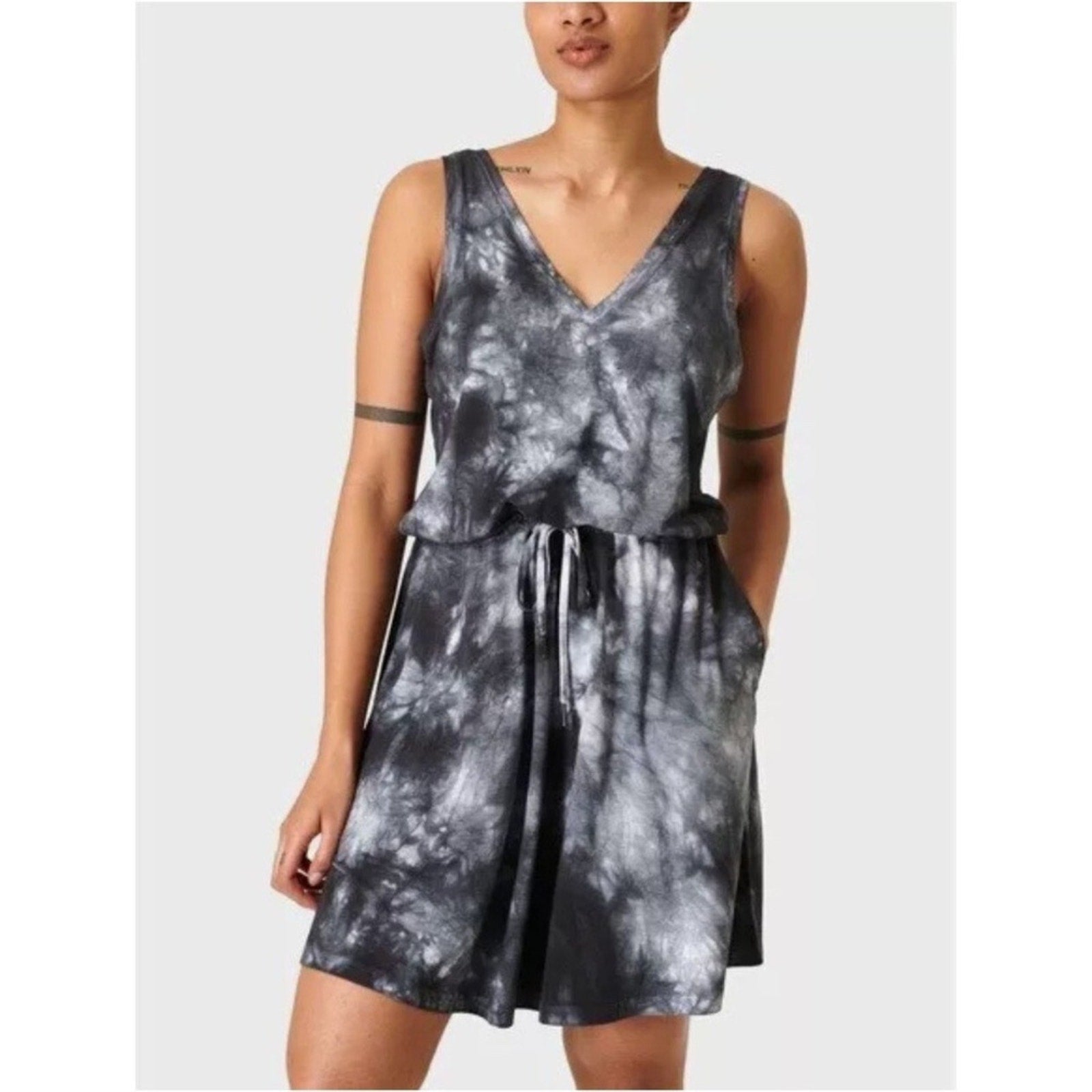 NWT Sweaty Betty Take It Easy Tie Dye Dress Sleeveless V Neck Pockets - size L