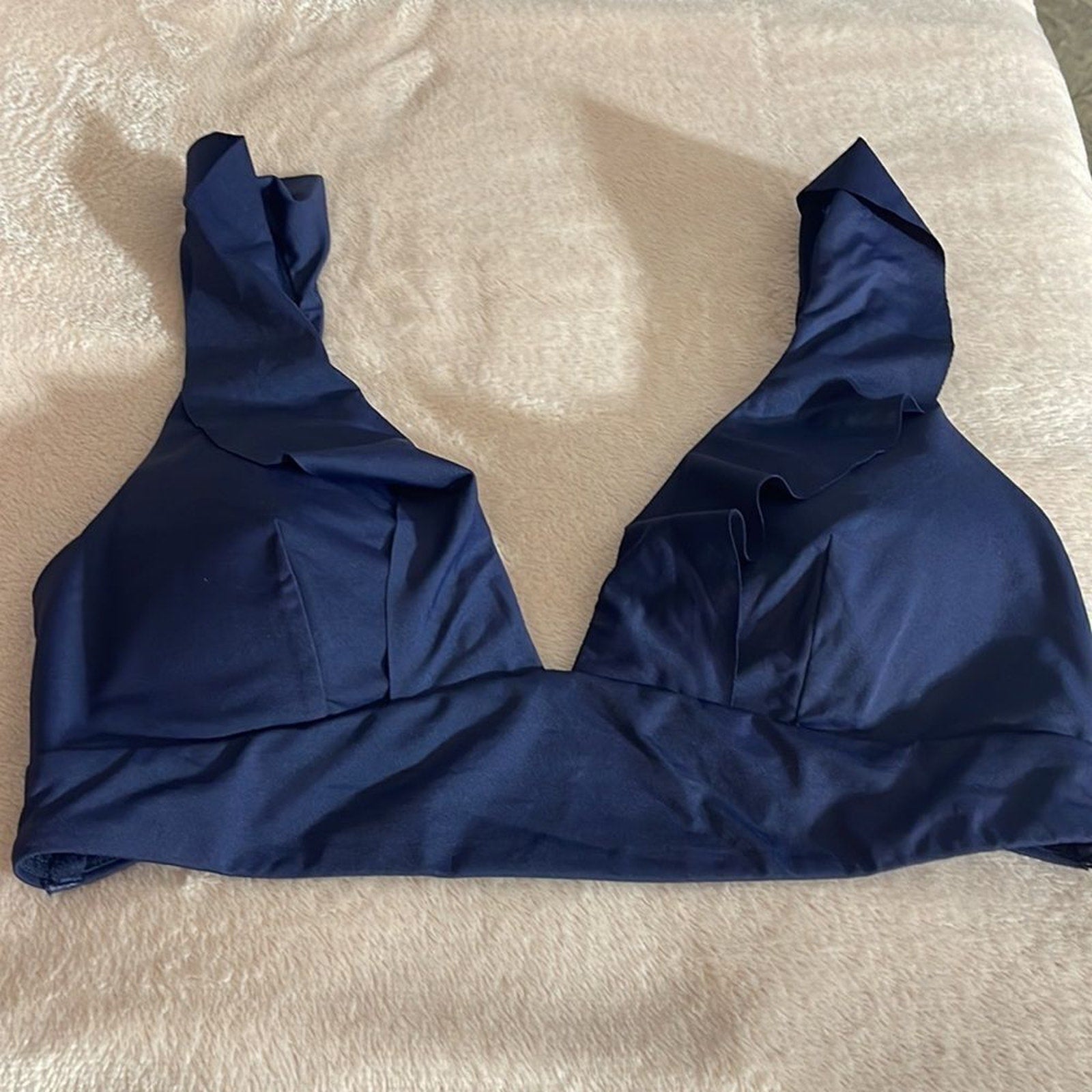 NWOT Sea Level Essentials Frill Bikini Top Navy - size 10