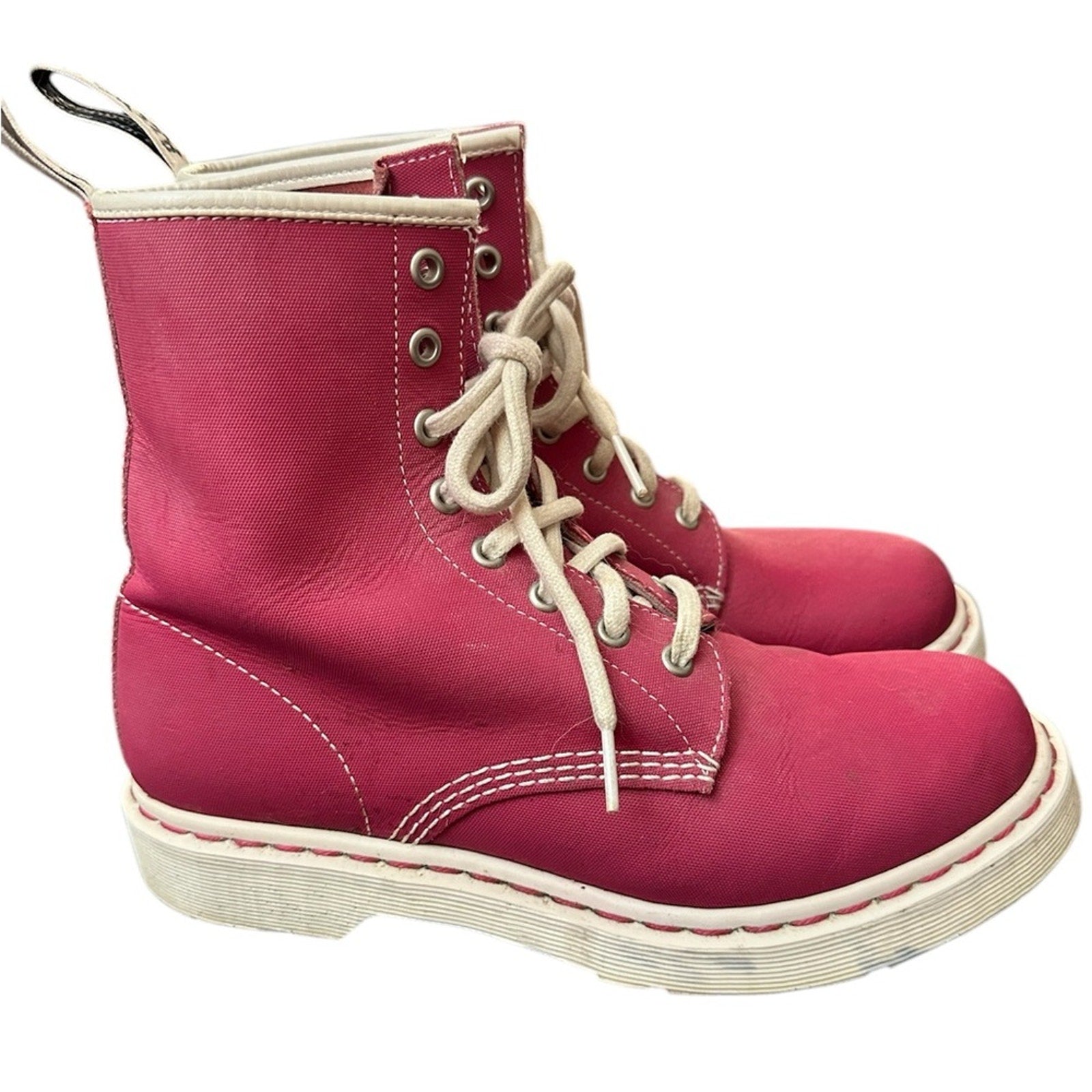 Dr Marten’s Red/Pink Canvas Lace Up Boot - 9