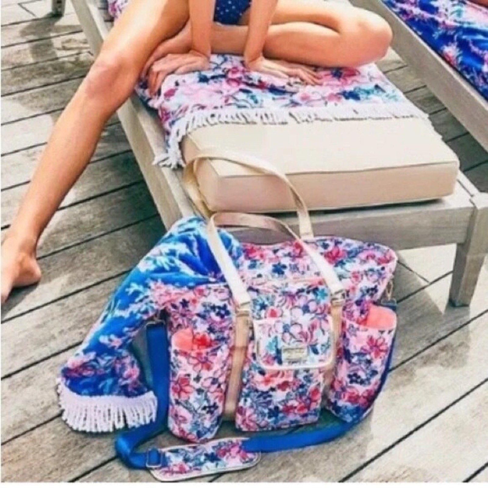 New Lilly Pulitzer Insulated Beach Bag Tote in Party Like a Lobster R$168