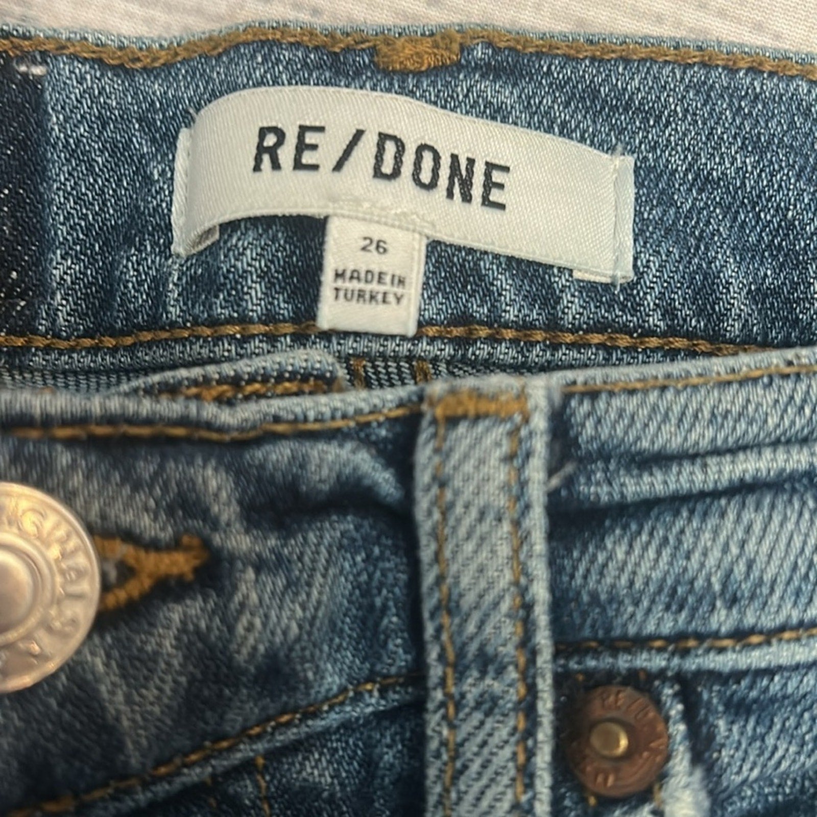 REDONE 90S HIGH RISE ANKLE CROP JEANS - size 26