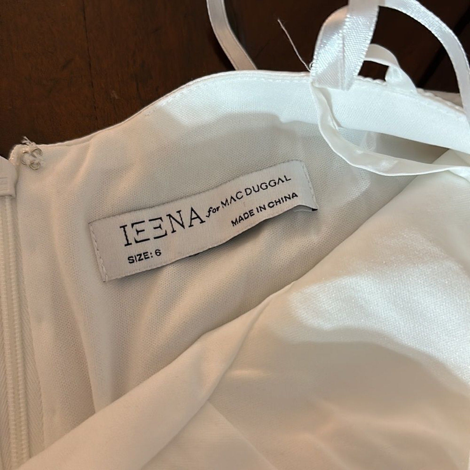 NEW Ieena Mac Duggal One-Shoulder Satin Sheath Gown White - size 6