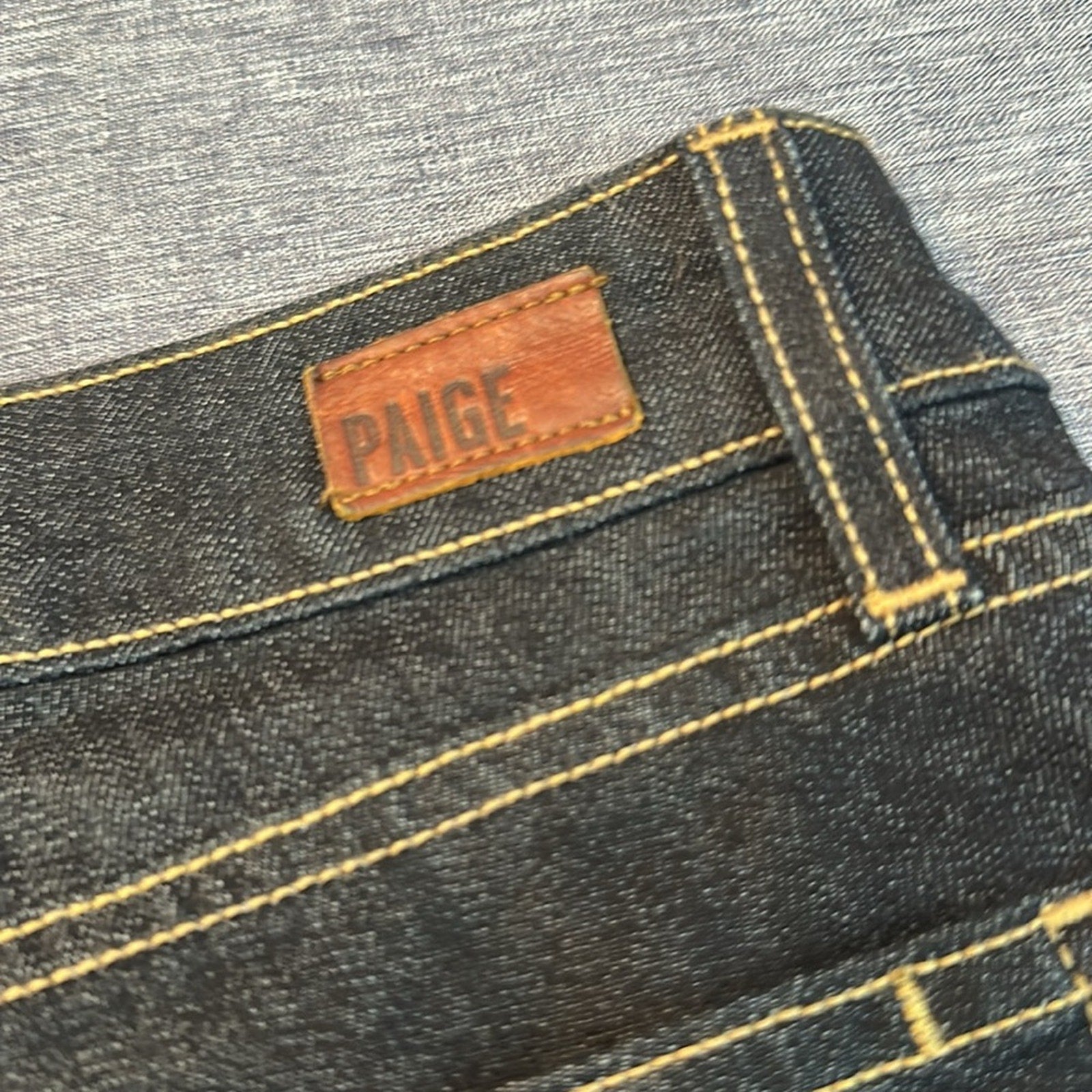 PAIGE Peg Straight Designer Denim Jeans in Bardot - size 25