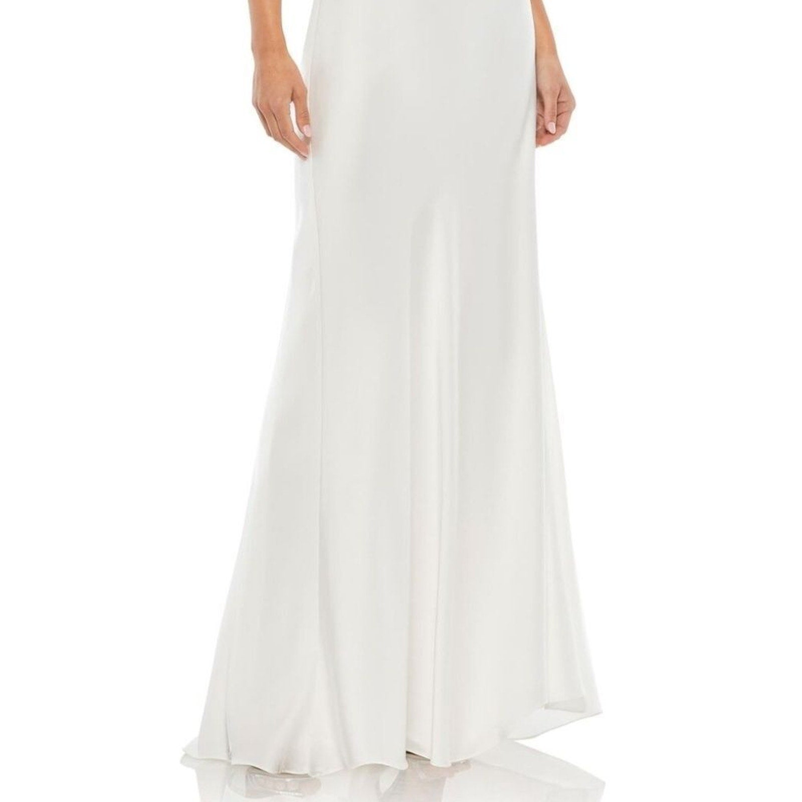 NEW Ieena Mac Duggal One-Shoulder Satin Sheath Gown White - size 6