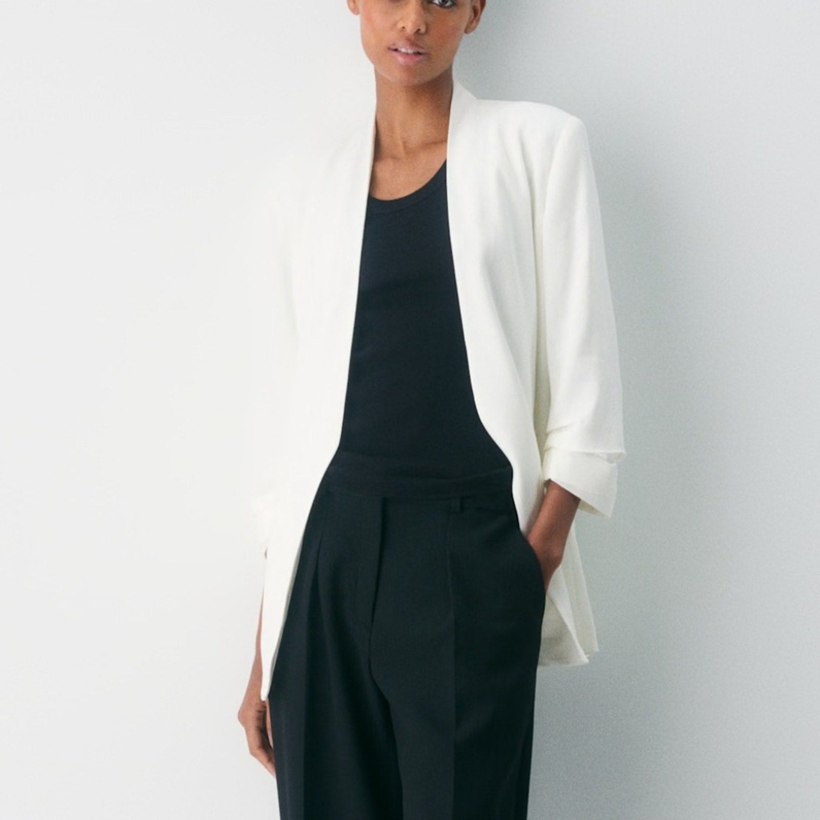 BABATON Aritzia Power Linen Blazer Jacket Open Front Ruched Sleeve - size 8