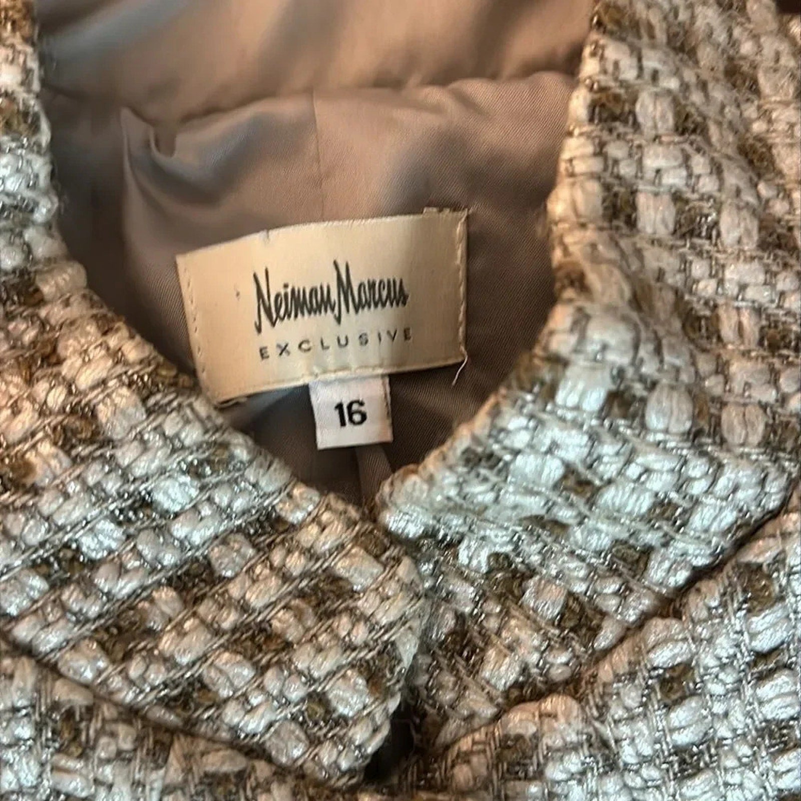 Neiman Marcus tweed wool jacket - size 16