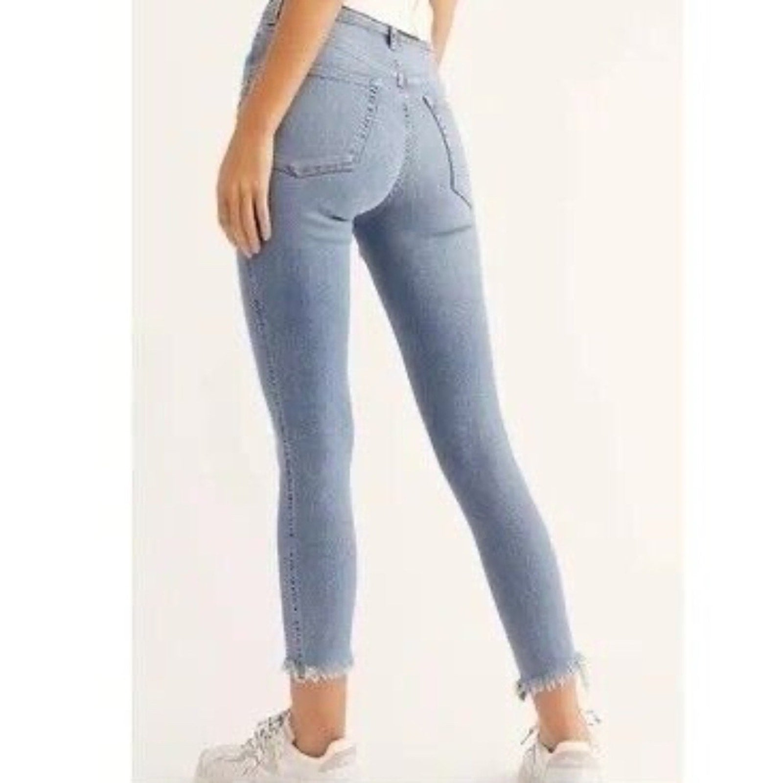 NWT Free People Raw High-Rise Jeans in Sierra - Size 29