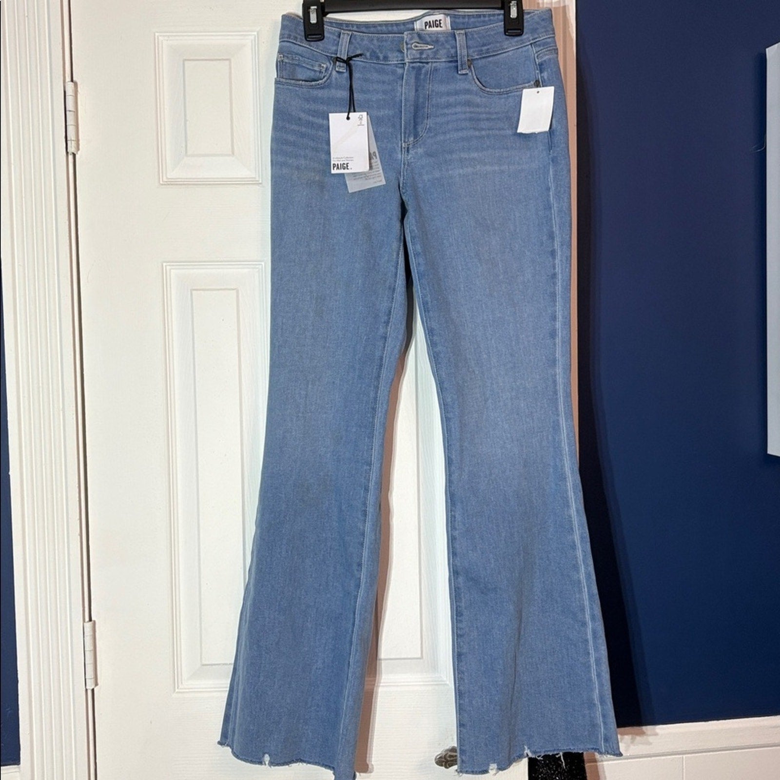 NWT Paige Skyline Bootcut Leg Jeans - size 27