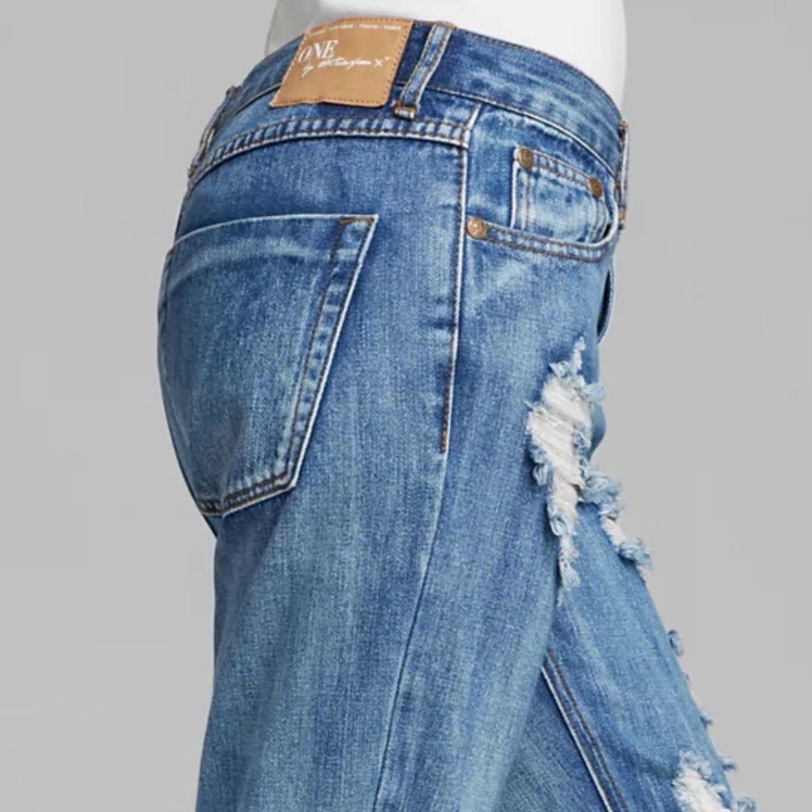 One Teaspoon Awesome Baggies Jeans in Cobain - size 25