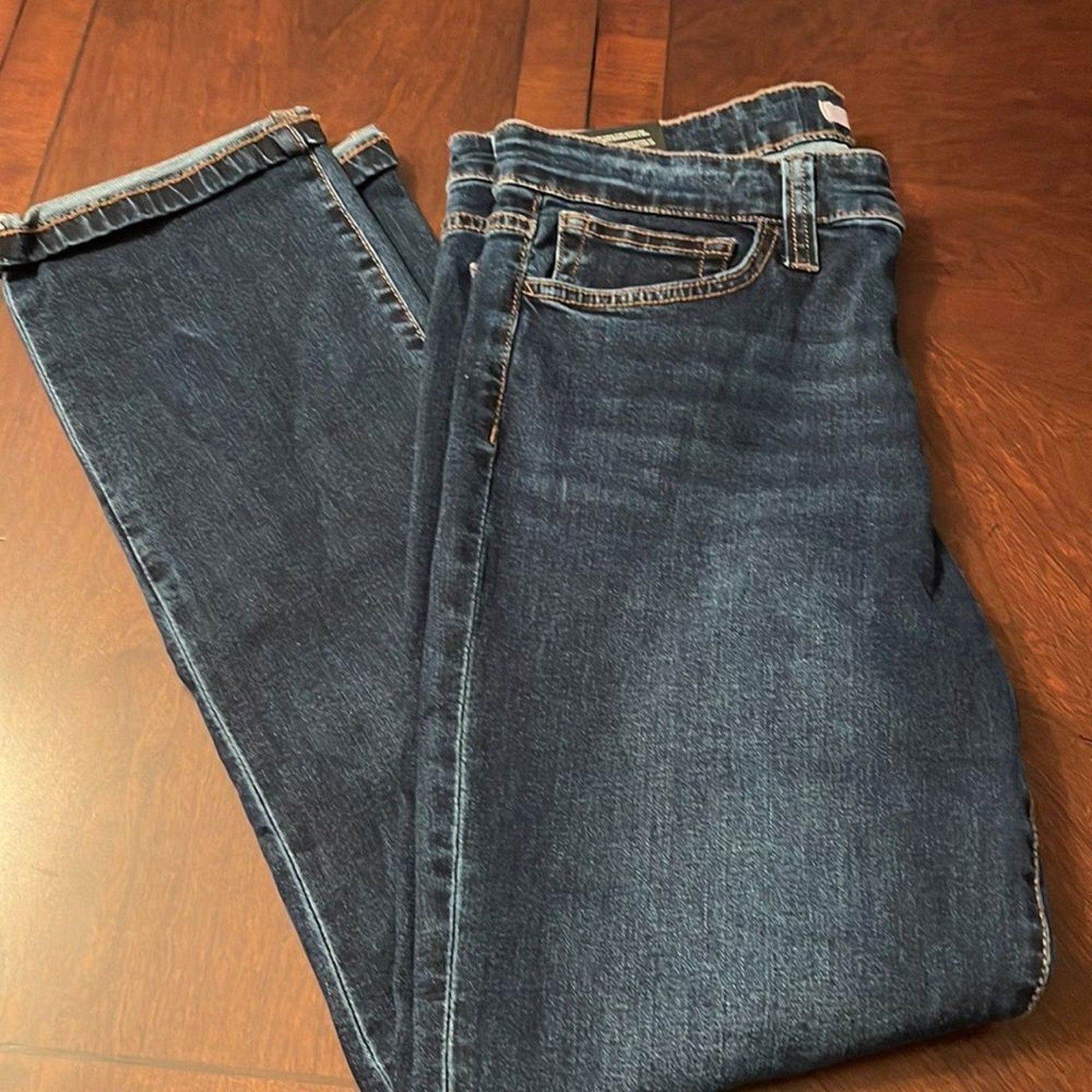 NWT Joes Lara Mid Rise Straight Ankle Jeans - size 30