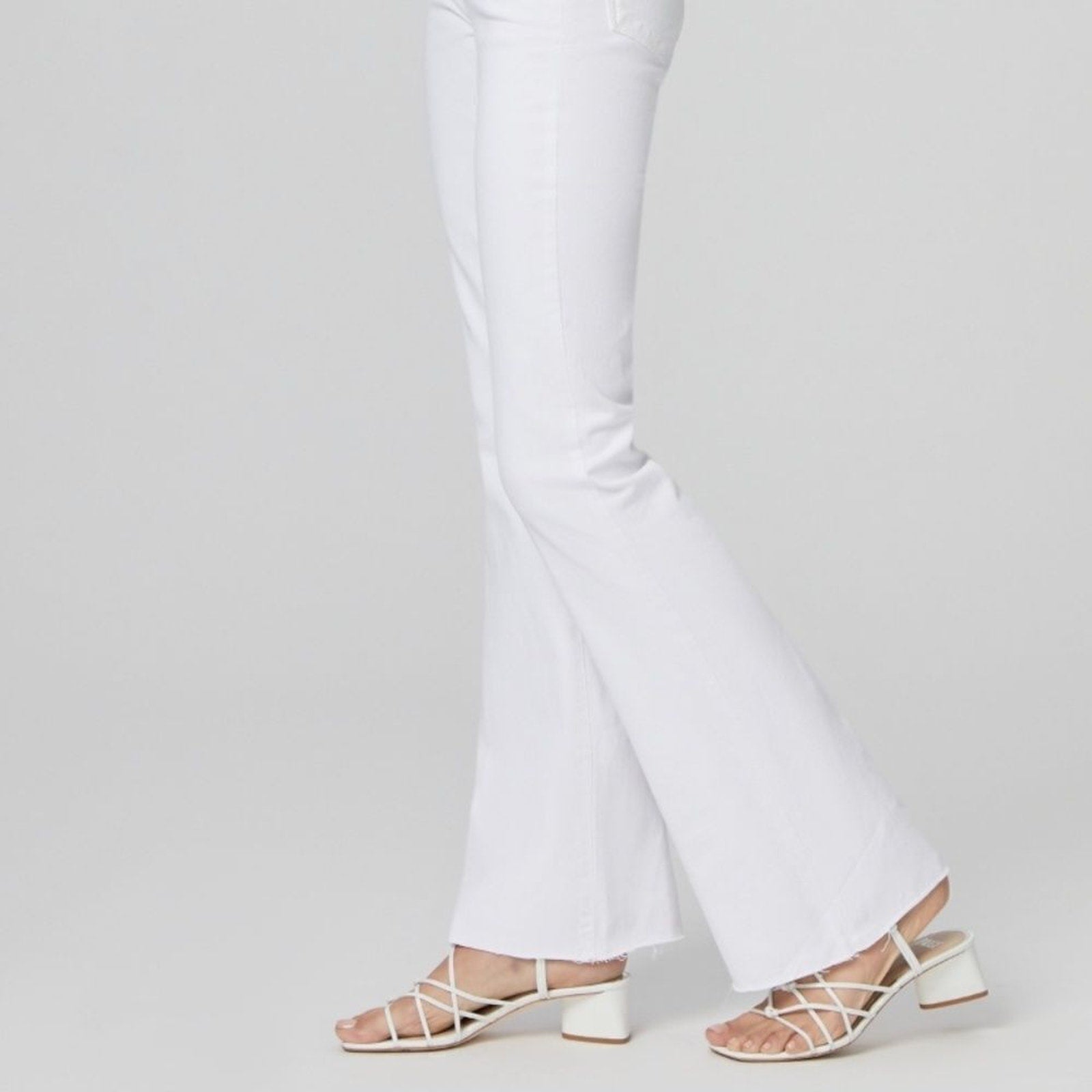 NWT Paige High Rise Laurel Canyon 32" - Crisp White - 25