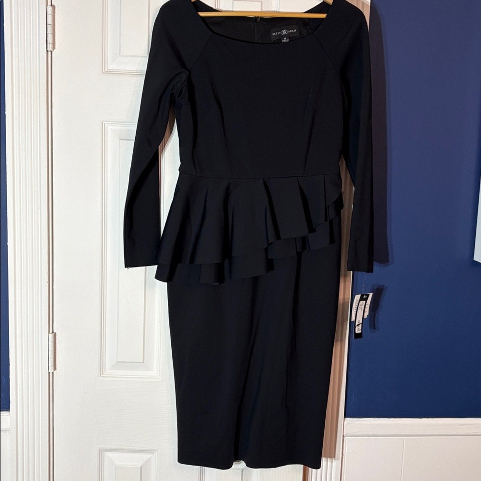 NWT Betsy & Adams Long Sleeve Peplum Cocktail Dress -size 8