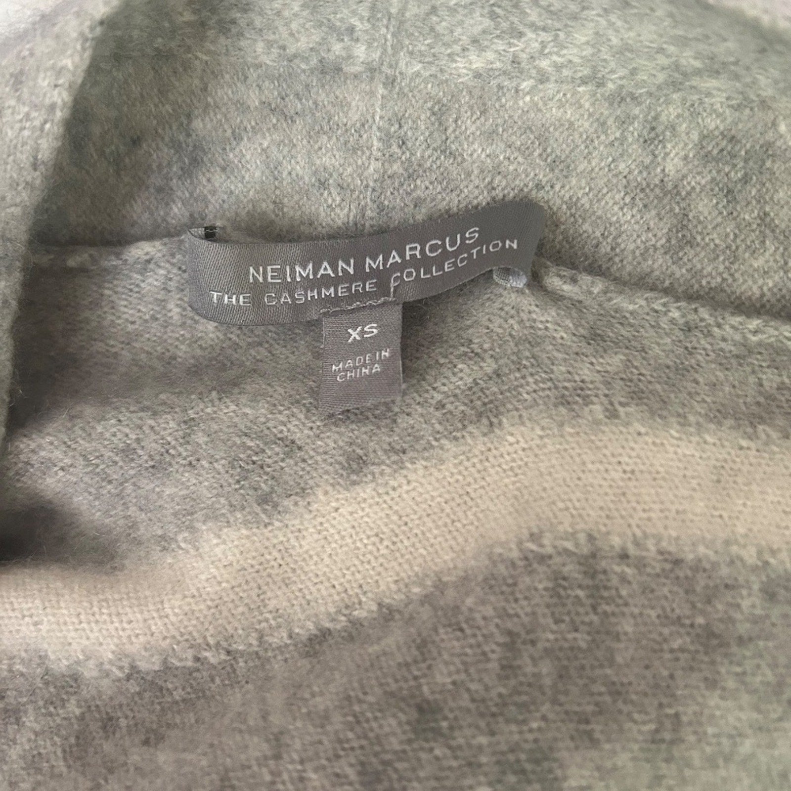 Neiman Marcus Cashmere Collection Cardigan - XS