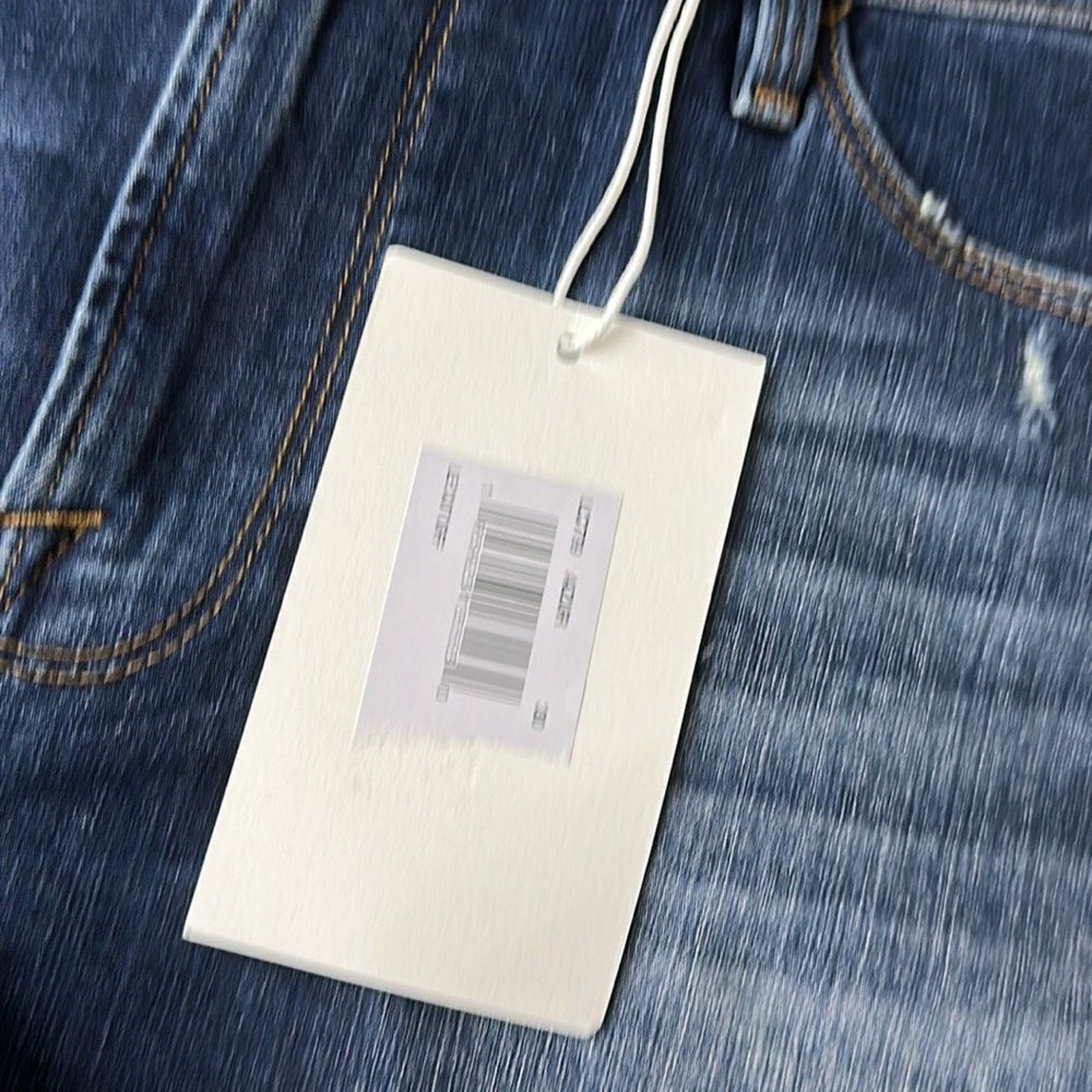 NWT FRAME Le Cut Off Jean Shorts in Azure - size 30