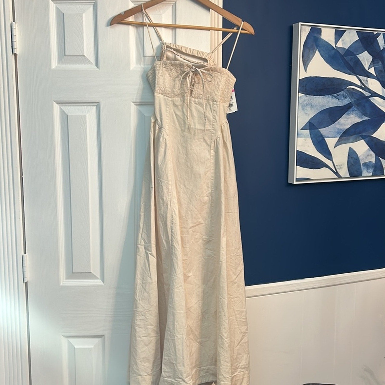 NEW Free People Fifi smocked dress - size small
Pit to pit: 15”
Waist: 12”