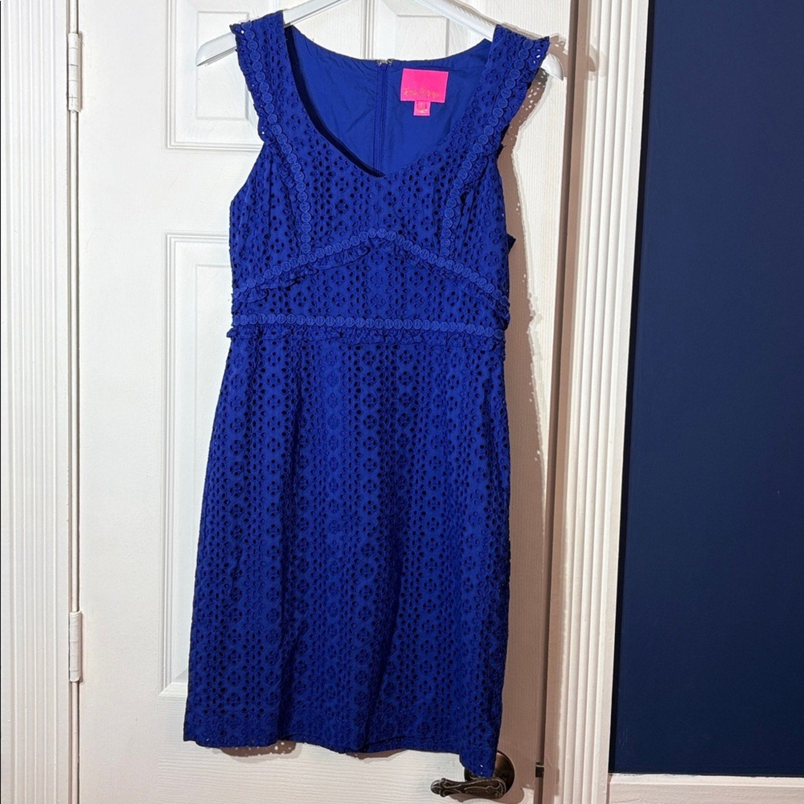 Lilly Pulitzer Kaylee Shift Dress Blue Eyelet Dress - size 6
