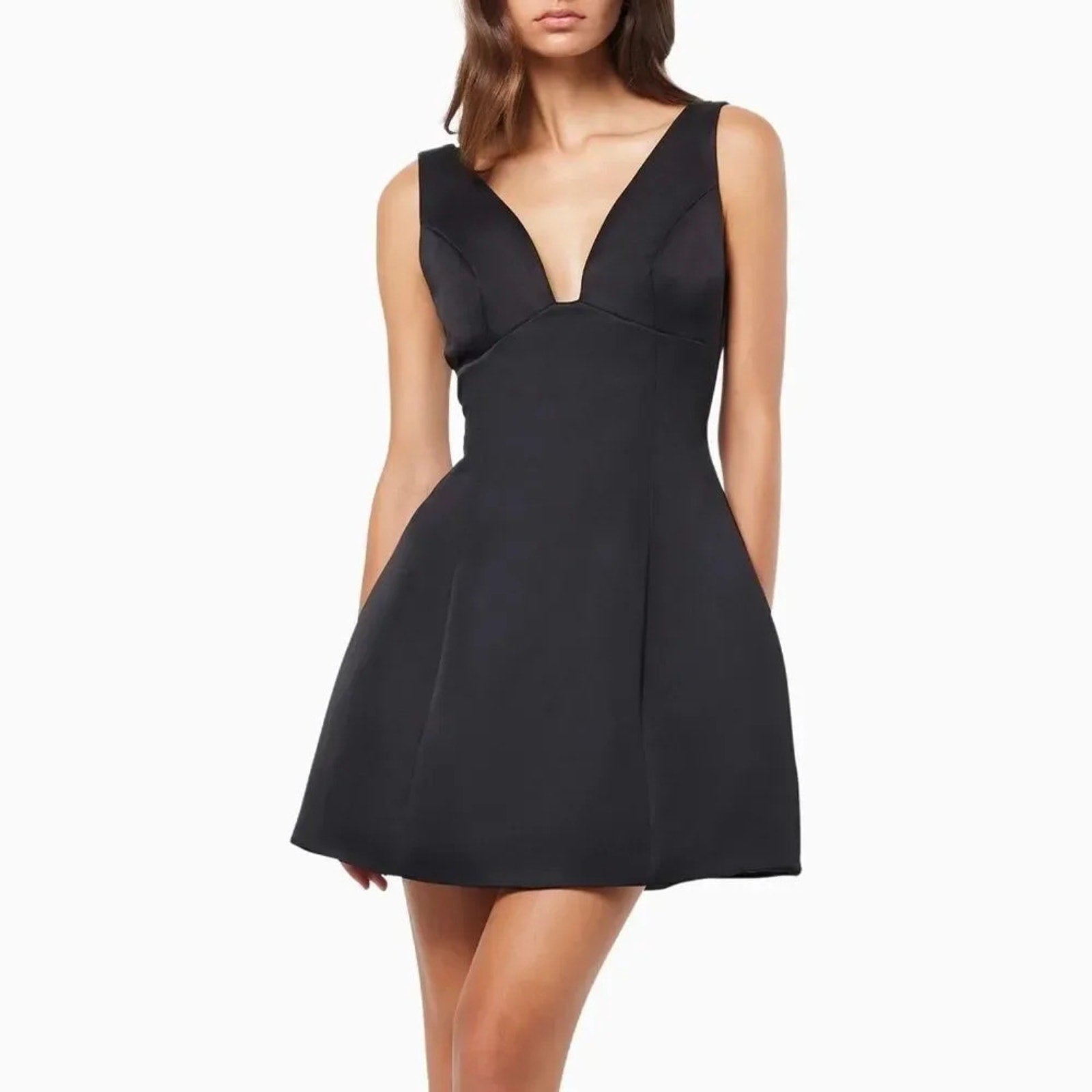 NEW Elliatt Jocosity Plunge Neck Fit & Flare Minidress in Black - size M