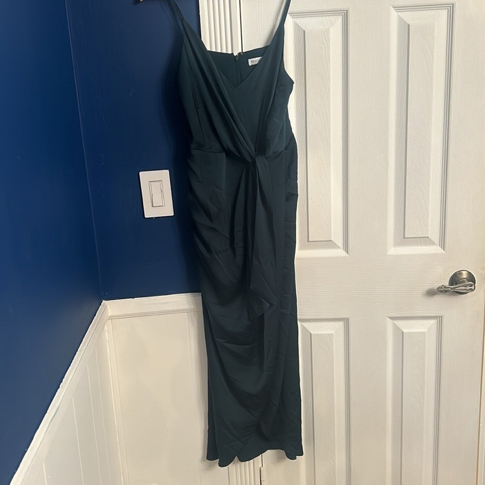 NEW Shona Joy Luxe Tie Front Cocktail Dress In Emerald Green - size 8 US