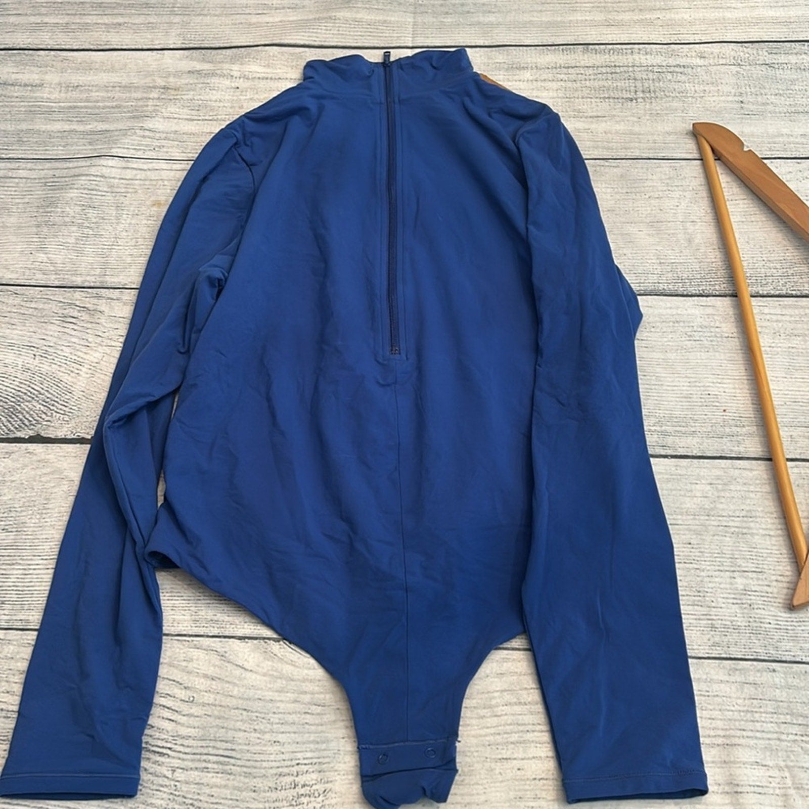 NWT SKIMS Fits Everybody Long Sleeve Zip-up bodysuit - size XL