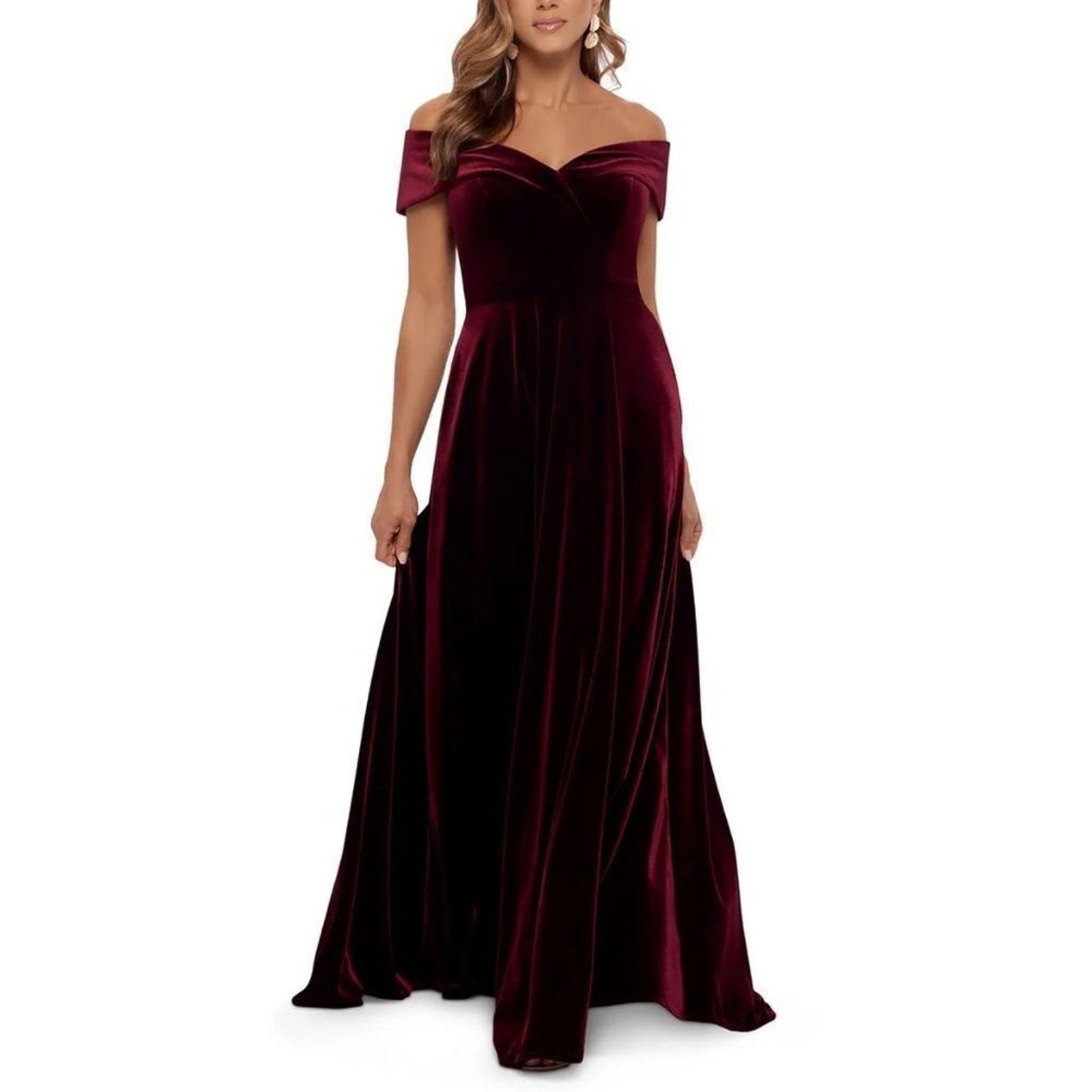 NWT XSCAPE Off-The-Shoulder Velvet Fit & Flare Gown - size 8