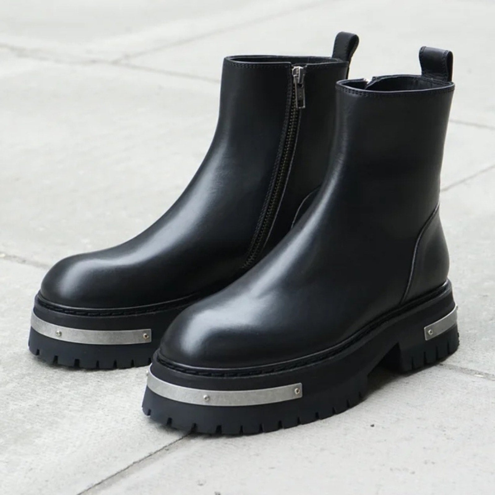 ANN DEMEULEMEESTER WOMENS METAL DETAILED PLATFORM ANKLE ZIP BOOTS - TUCSON NERO