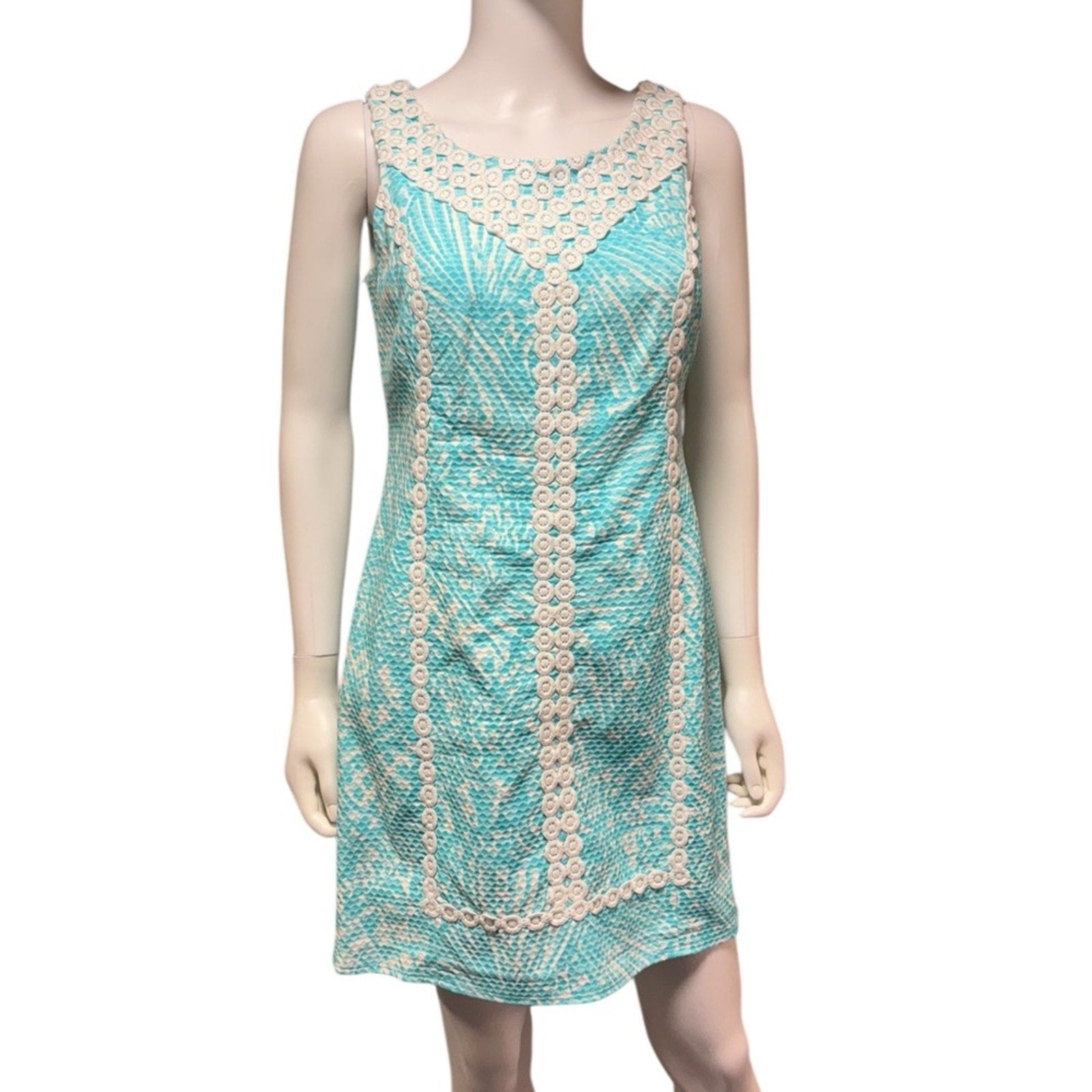 Lilly Pulitzer MacFarlane Shorely Blue Sea Cups Lace Detail Shift Dress - size 4
