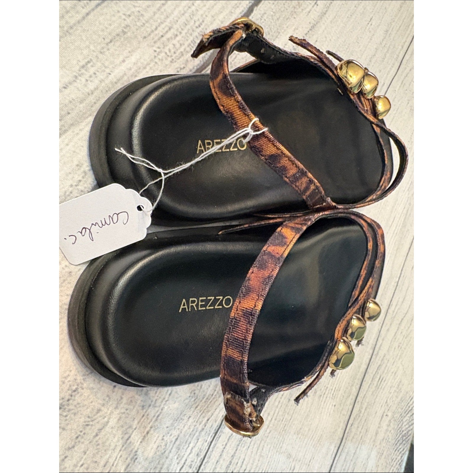 Arezzo Women's Felice Flat Sandals - size 7.5 - NEW 🌟