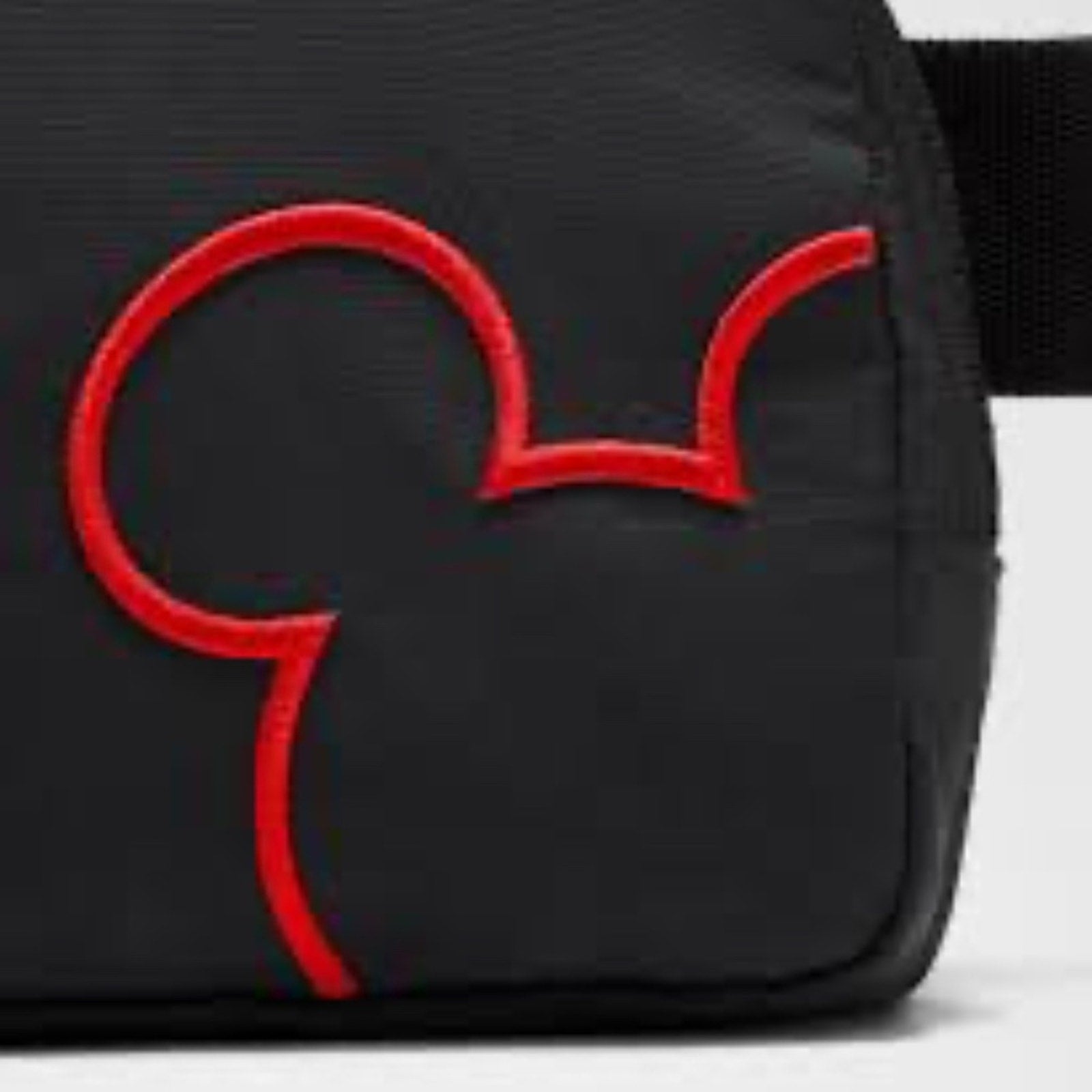 NEW Disney x lululemon Everywhere Belt Bag 1L Mickey Outline Graphic