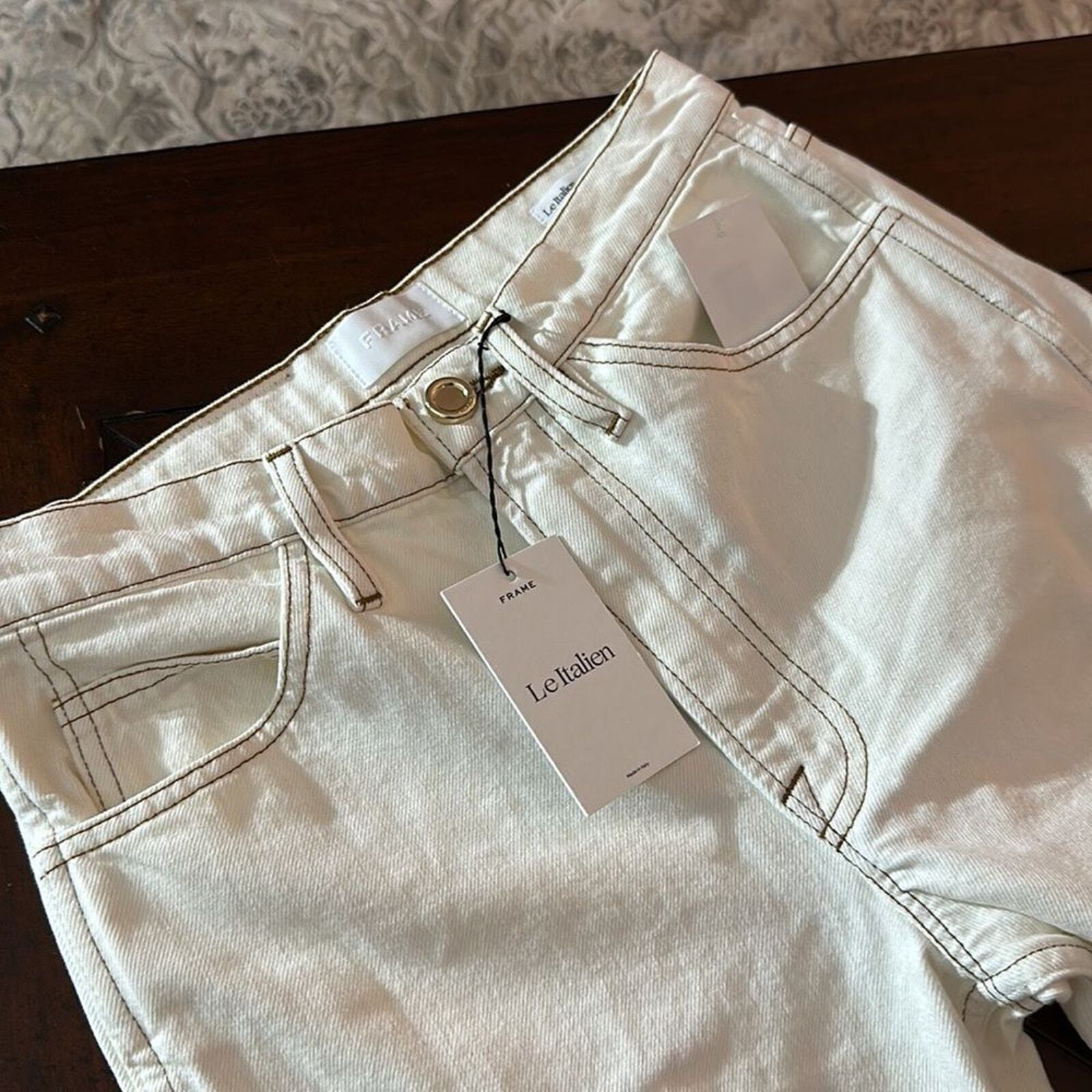 NWT FRAME Le Italien Straight Jeans blanc - size 25