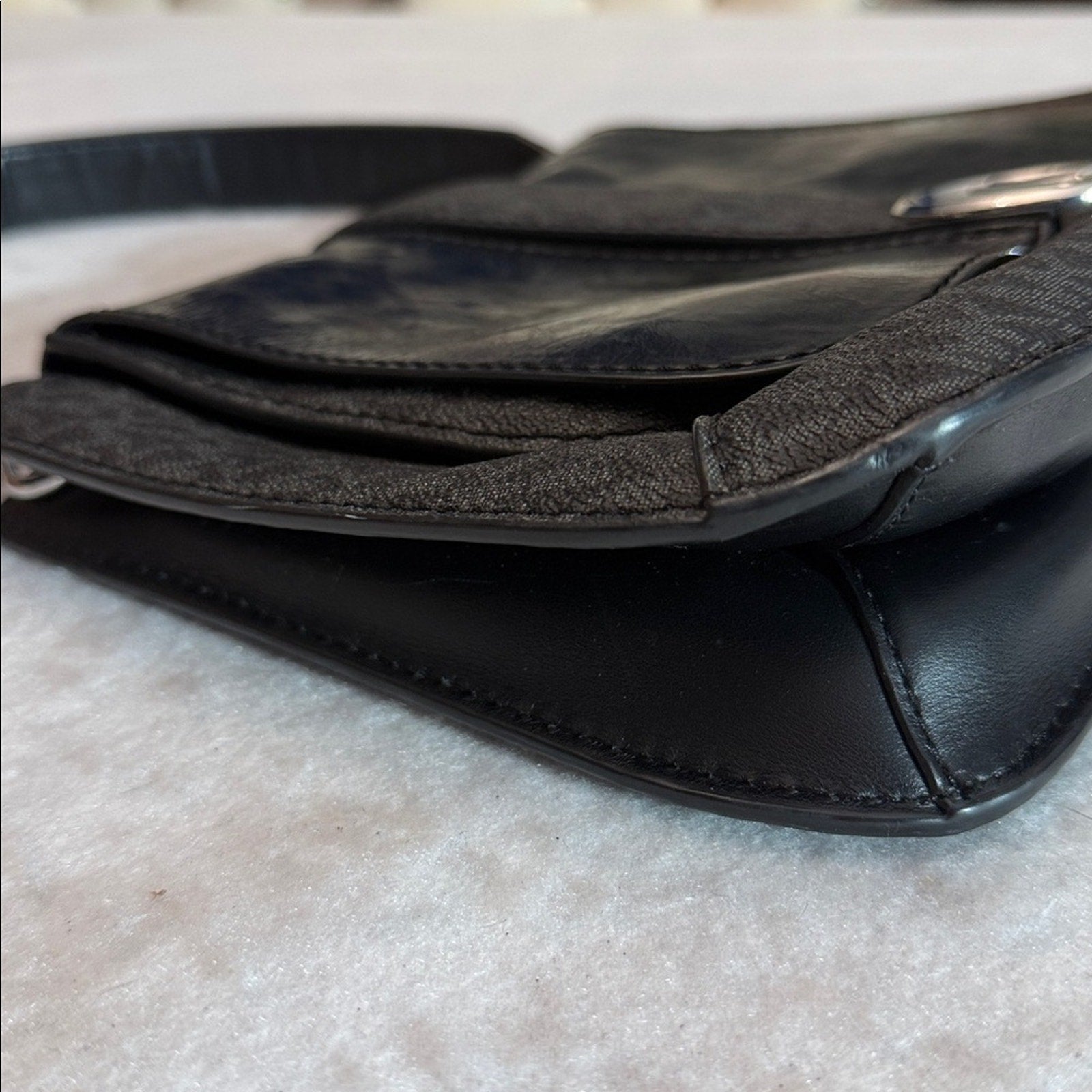 Michael Kors Lillie Signature Polished Top-Handle Satchel (Black/Silver)