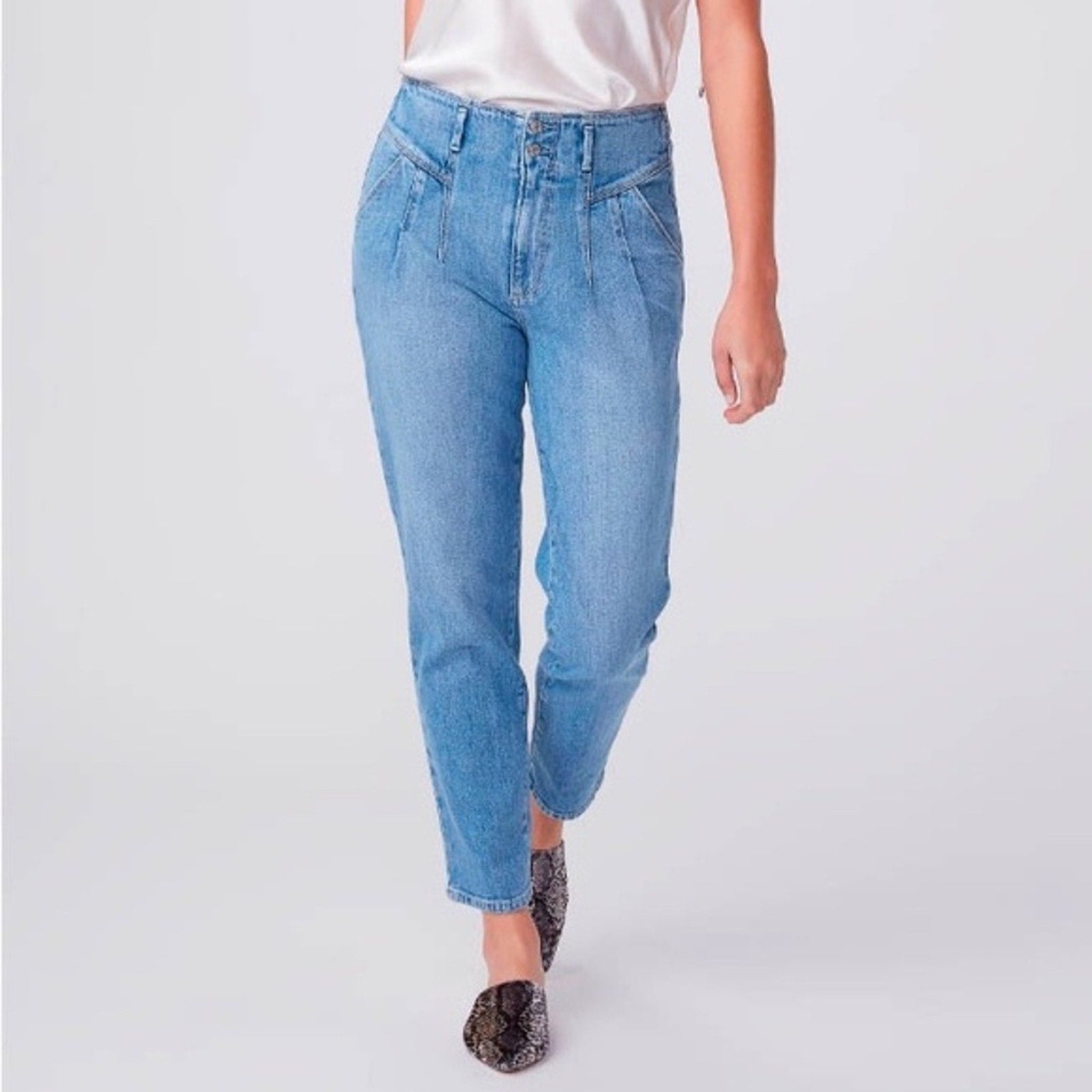 Paige Denim Sarah Straight Ankle Jeans Rumee Pleated Double Button - size 28