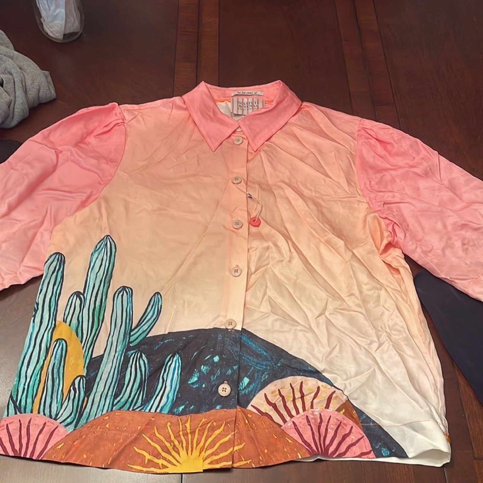 NWOT Scotch & Soda Abel Macias Short Sleeved Button-Down Shirt - size M
