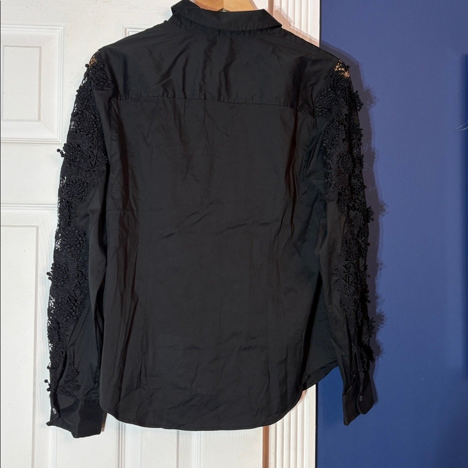 NEW Lilly Pulitzer The Lace Lilly Shirt - size L